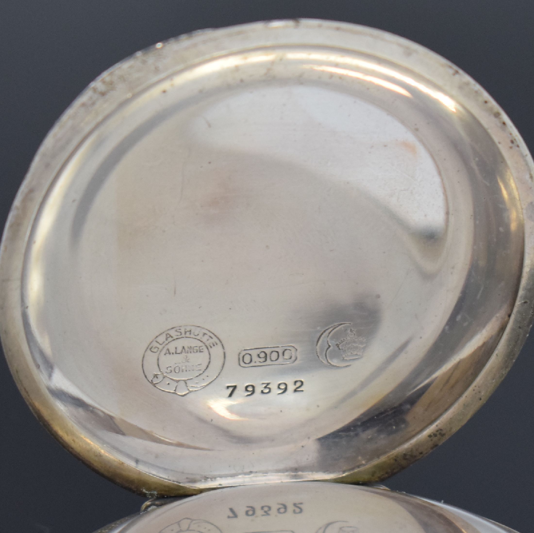 Detail d: A. LANGE & SÖHNE / DUF offene Taschenuhr in 900er Silber, Deutschland um 1915, Geh. dell., Cuvette in 900er Silber, 2-tlg. Emailzifferbl. ...