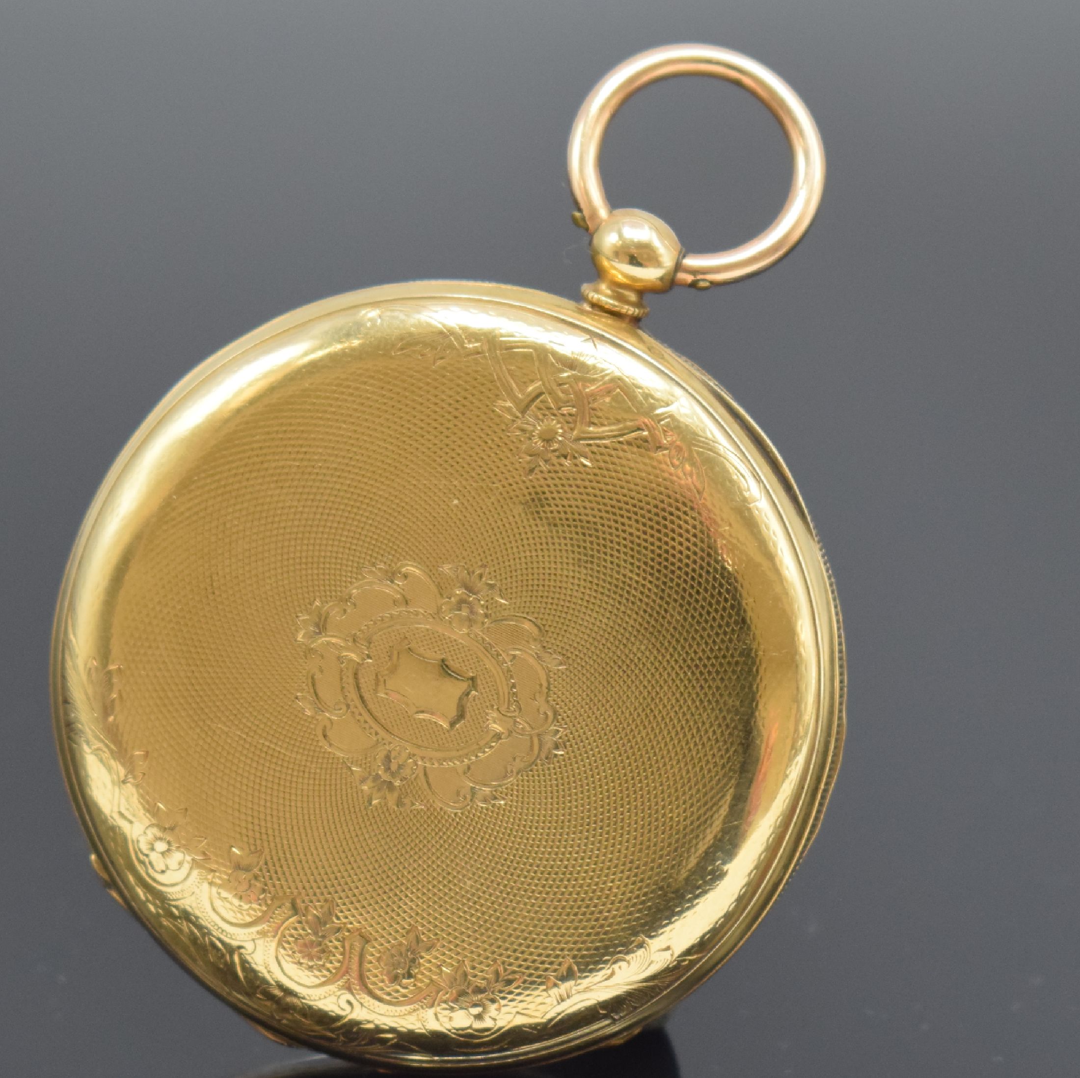 Detail b: Offene Taschenuhr in GG 750/000, Schweiz um 1890, Schlüsselaufzug, Geh. m. Münzrand dell., guill. Rückdeckel grav., Metallcuvette, Emailzifferbl. ...