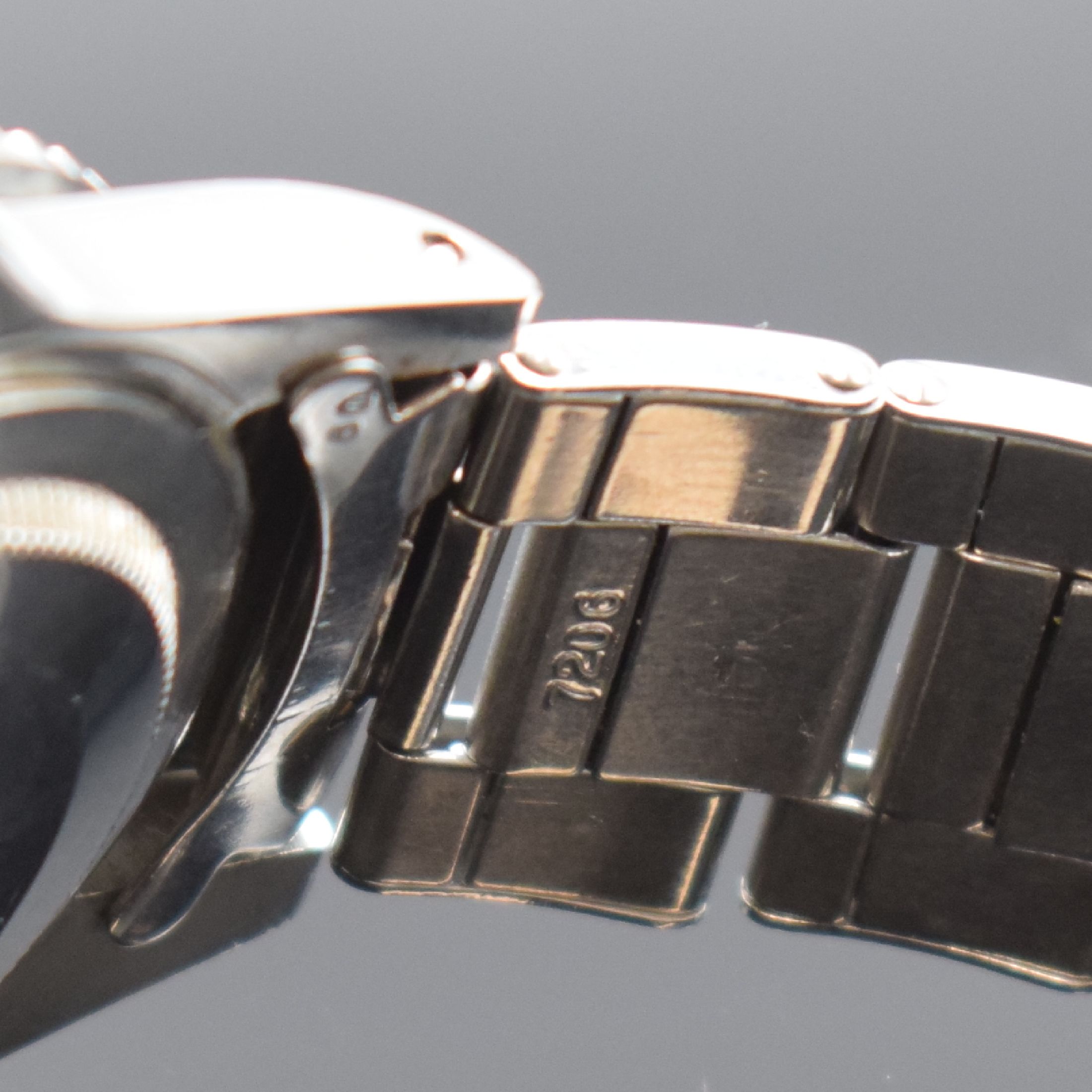 Detail f: ROLEX Herrenarmbanduhr Oyster Perpetual GMT- Master Referenz 1675, Automatik, frühes Modell, gestempelt 2. Quartal 1967, Tritiumzifferblatt und ...