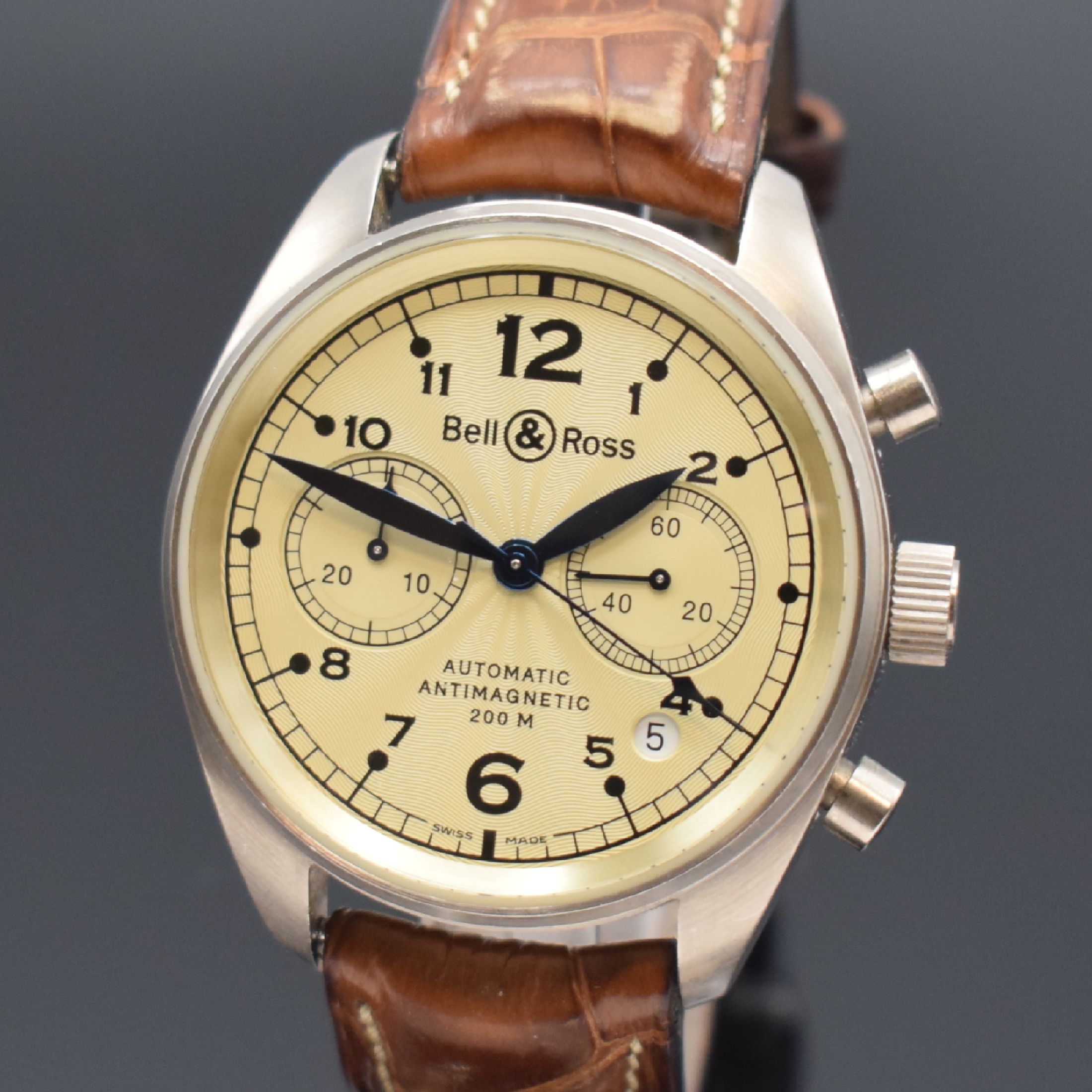 Detail a: BELL & ROSS seltener Vintage 126 Armbandchronograph in 750/000 Graugold, Automatik, orig. Lederband m. dopp. Faltschl. in Edelstahl, beids. vergl., ...
