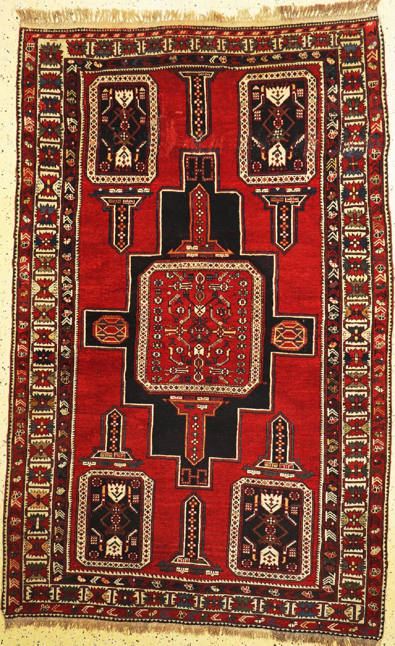 Antiker Schirwan, Kaukasus, um 1900, Wolle auf Wolle, ca. 225 x 140 cm, EHZ: 2-3, restauriert