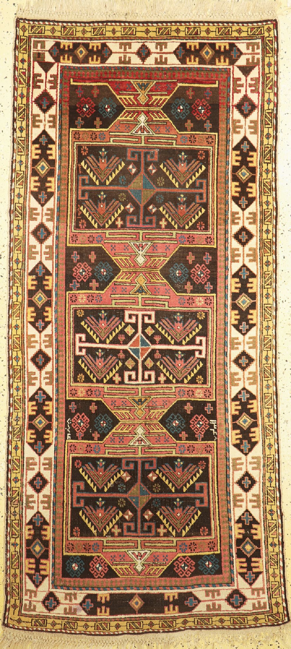 Antiker Kazak, Kaukasus, um 1900, Wolle aufWolle, ca. 240 x 114 cm, EHZ: 3, restauriert