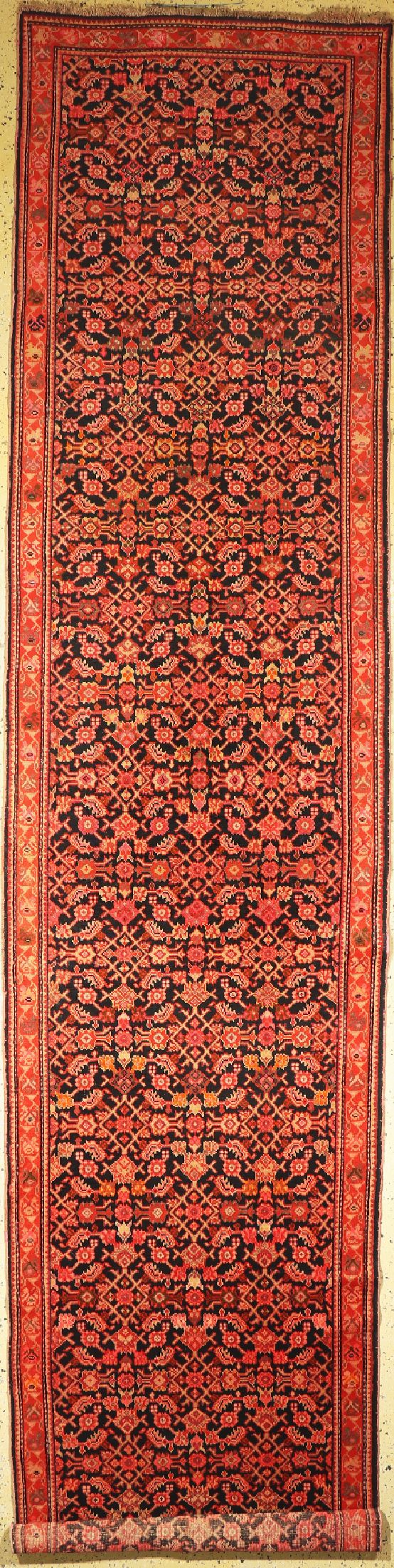 Antiker Karabagh, Kaukasus, um 1900, Wolle auf Wolle, ca. 482 x 108 cm, EHZ: 2, minimal restauriert