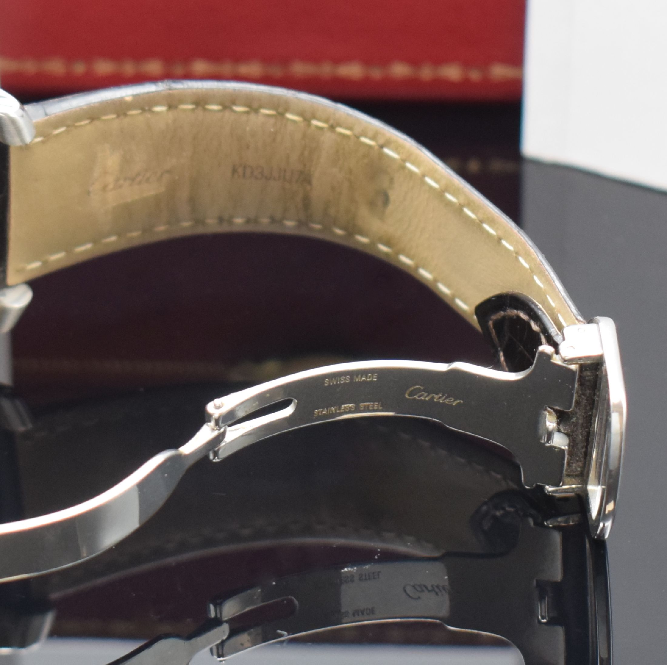 Detail b: CARTIER Herrenarmbanduhr Serie Calibre De Cartier Referenz W7100011, Automatik, Edelstahlgeh. inkl. orig. Lederband m. Faltschl., beids. vergl., ...