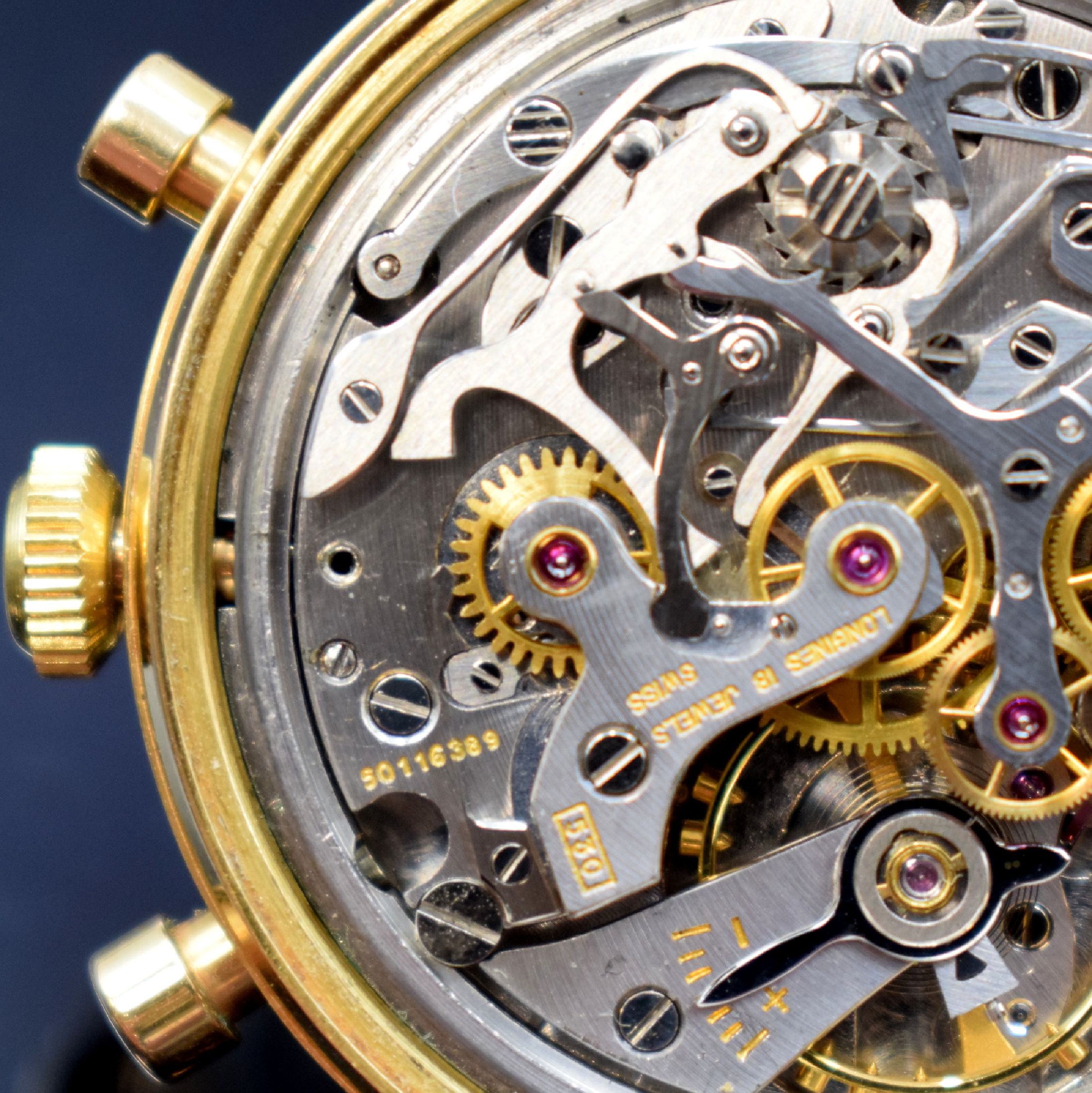 Detail m: LONGINES seltene Herrenarmbanduhr mit Flyback-Chronograph Kaliber 30CH in RoseG 750/000, Schweiz um 1965, Handaufzug, Boden verschr., orig. Glas, ...