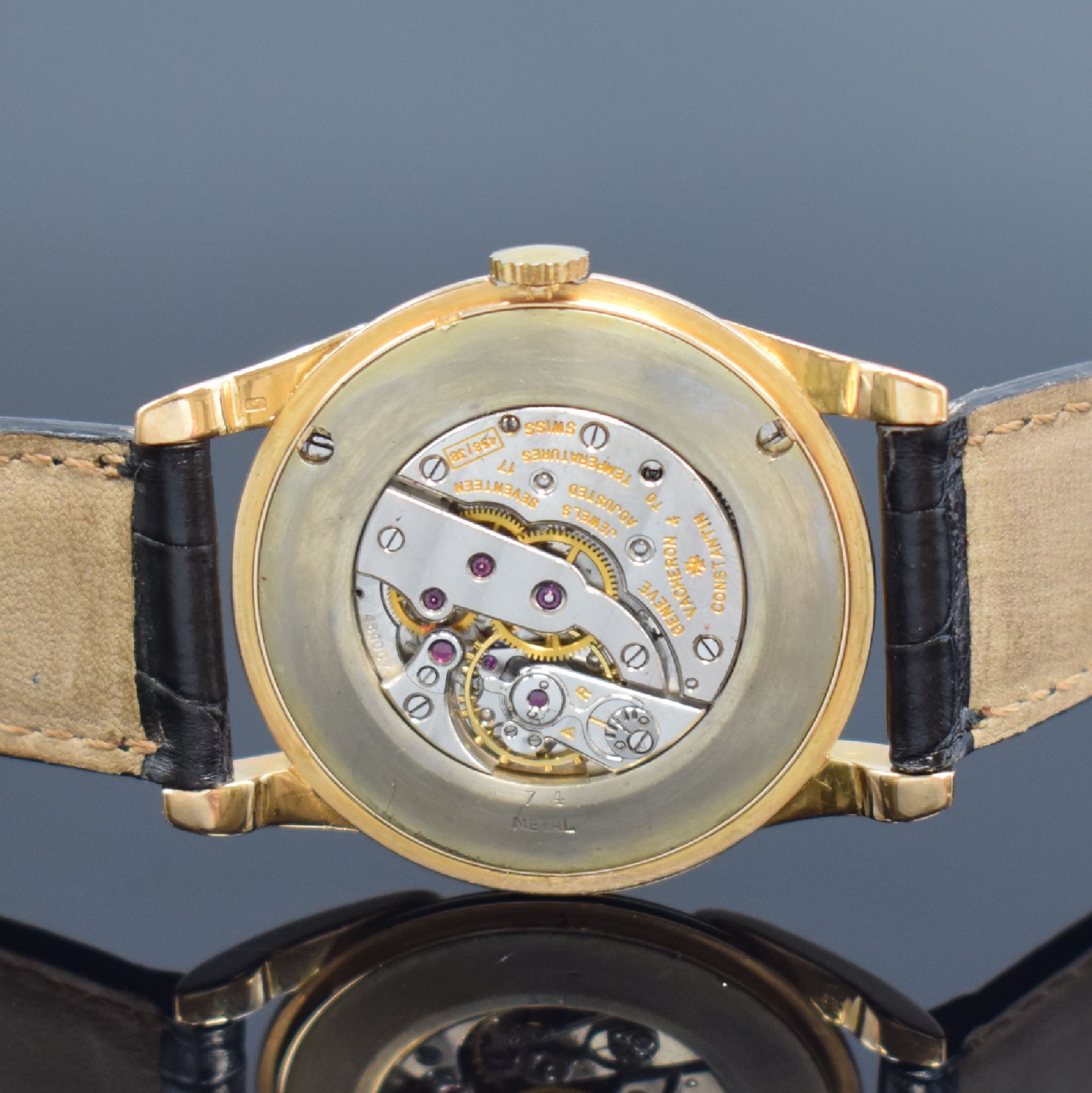 Detail e: VACHERON & CONSTANTIN Armbanduhr mit Kaliber 458/3B in RG 750/000, Schweiz um 1948, Handaufzug, 2-teil. Geh., Boden aufgedr., kupferfarb. Ziffebl. m. ...