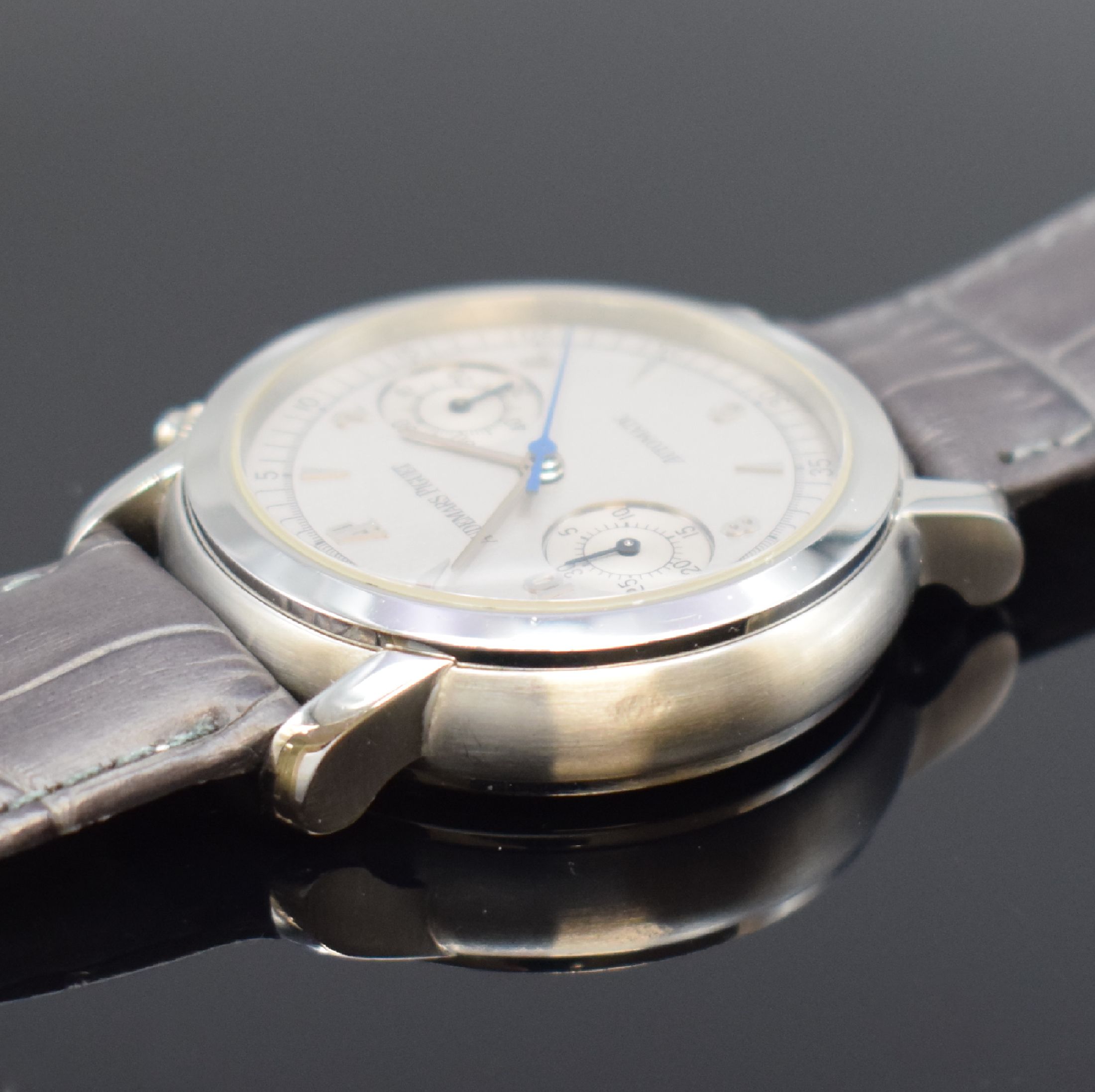 Detail c: AUDEMARS PIGUET Jules Audemars Herrenchronograph in Stahl, Schweiz um 2000, Automatik, Geh. teils matt., Boden 5- fach verschr., silb. Zifferbl. m. ...