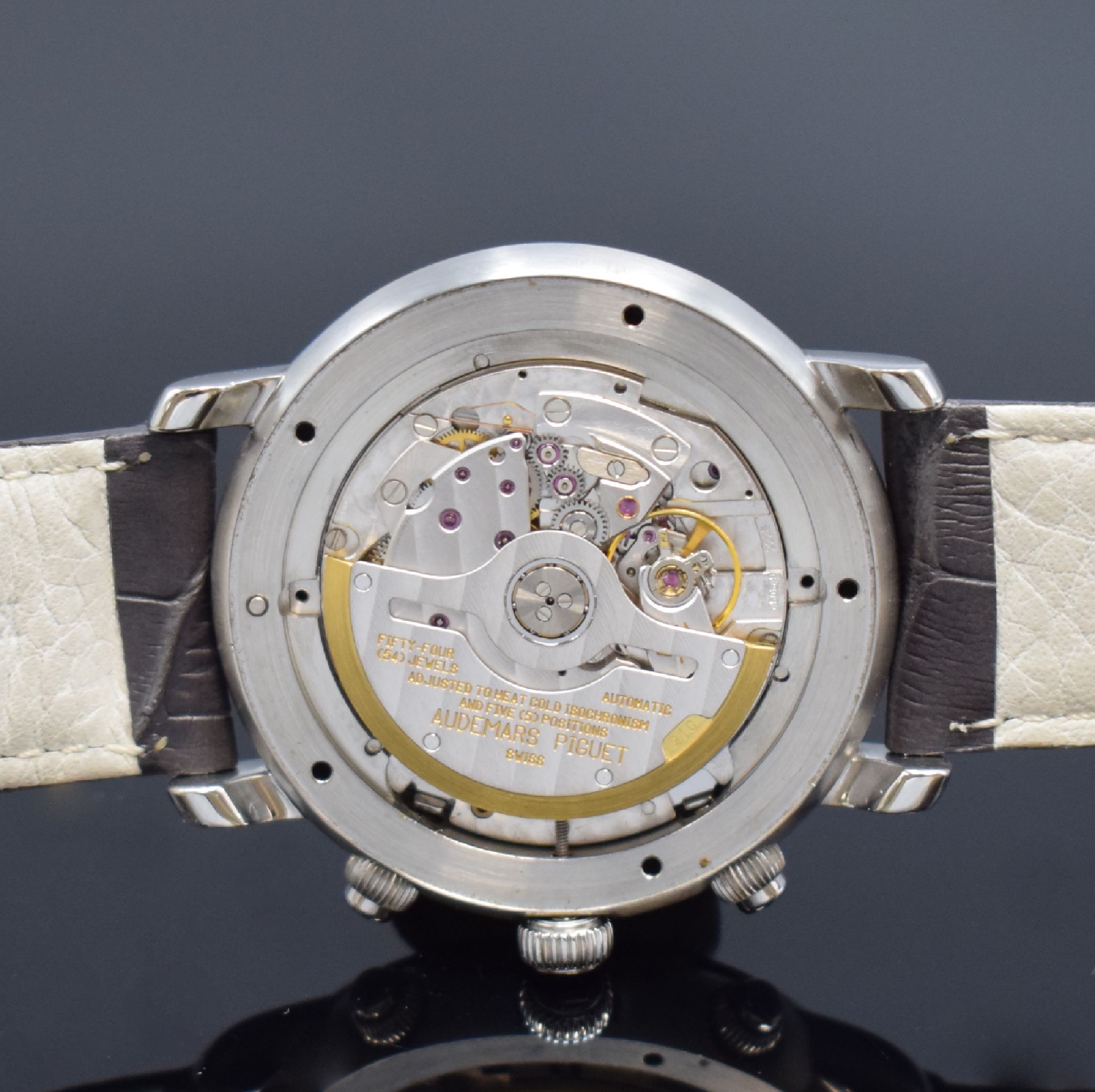 Detail f: AUDEMARS PIGUET Jules Audemars Herrenchronograph in Stahl, Schweiz um 2000, Automatik, Geh. teils matt., Boden 5- fach verschr., silb. Zifferbl. m. ...