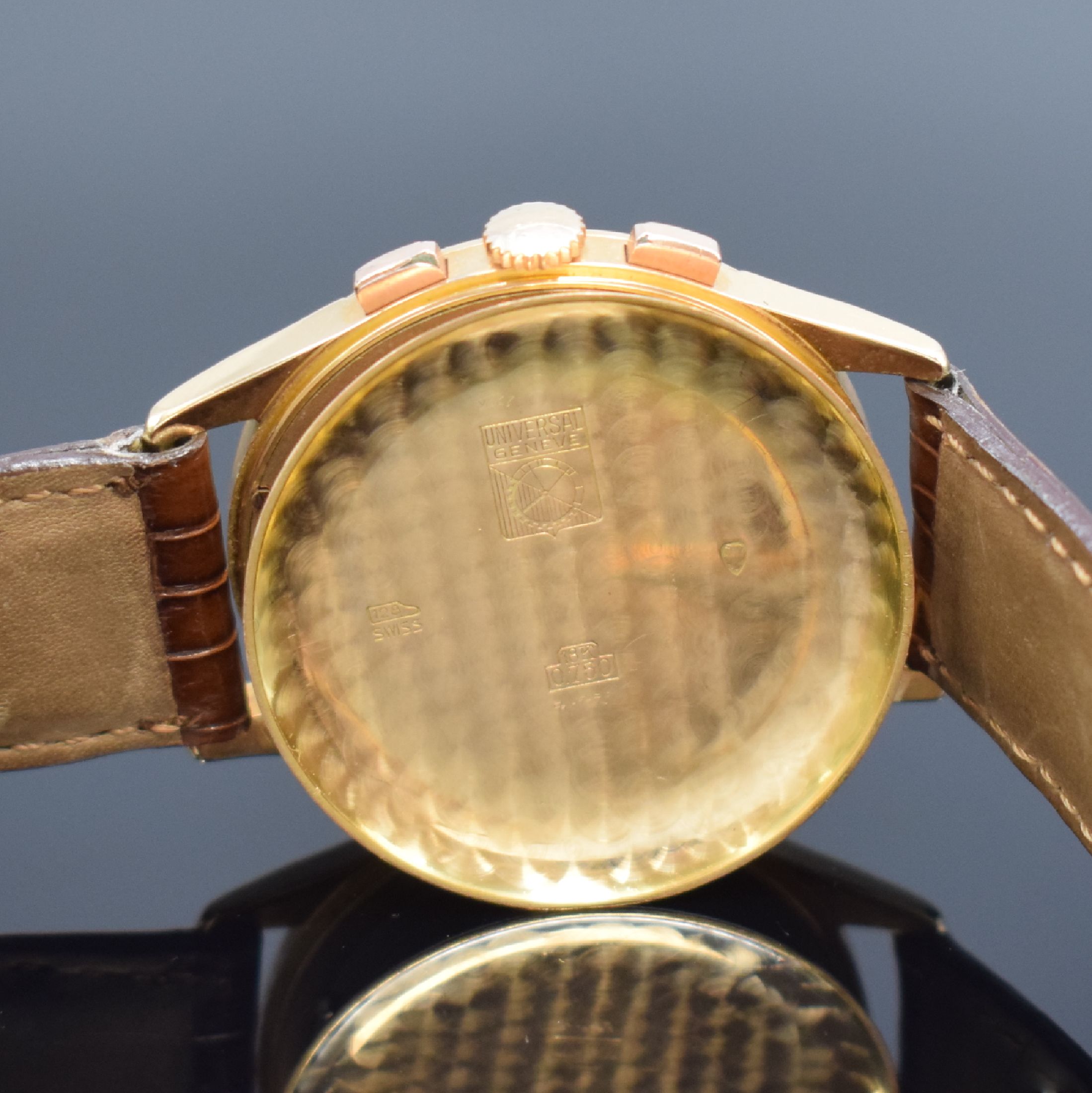 Detail f: UNIVERSAL GENEVE Tri-Compax 37,5 mm Schaltradchronograph mit Vollkalender in RG 750/000 Referenz 12285, Schweiz um 1945, Handaufzug, 3-tlg. Geh., ...