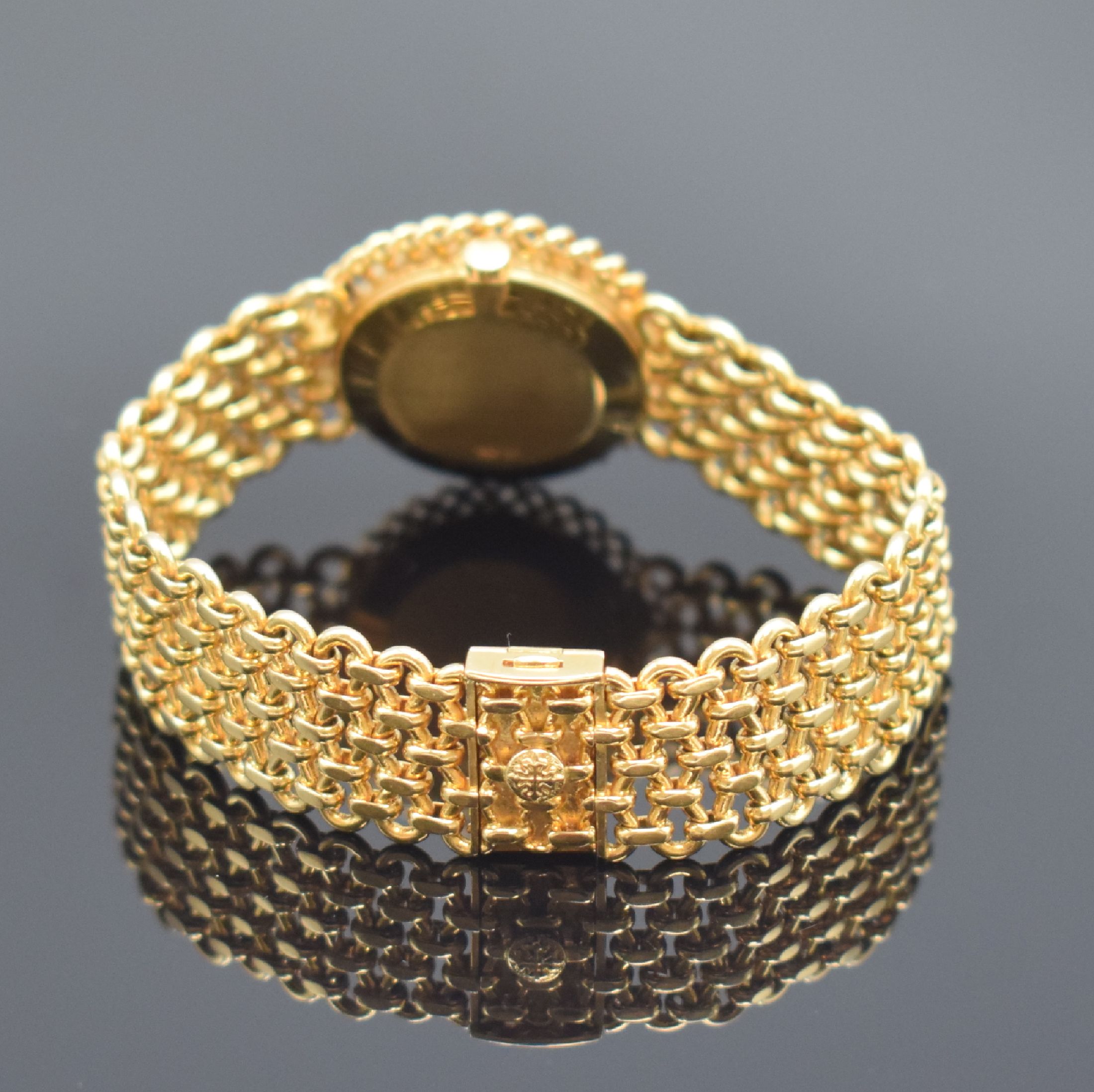 Detail b: PATEK PHILIPPE Damengoldbanduhr Referenz 4283 mit Tigerauge-Zifferblatt, Schweiz um 1980, Handaufzug, gedr. Geh., Kordel-Lünette, anges. Kettenband ...