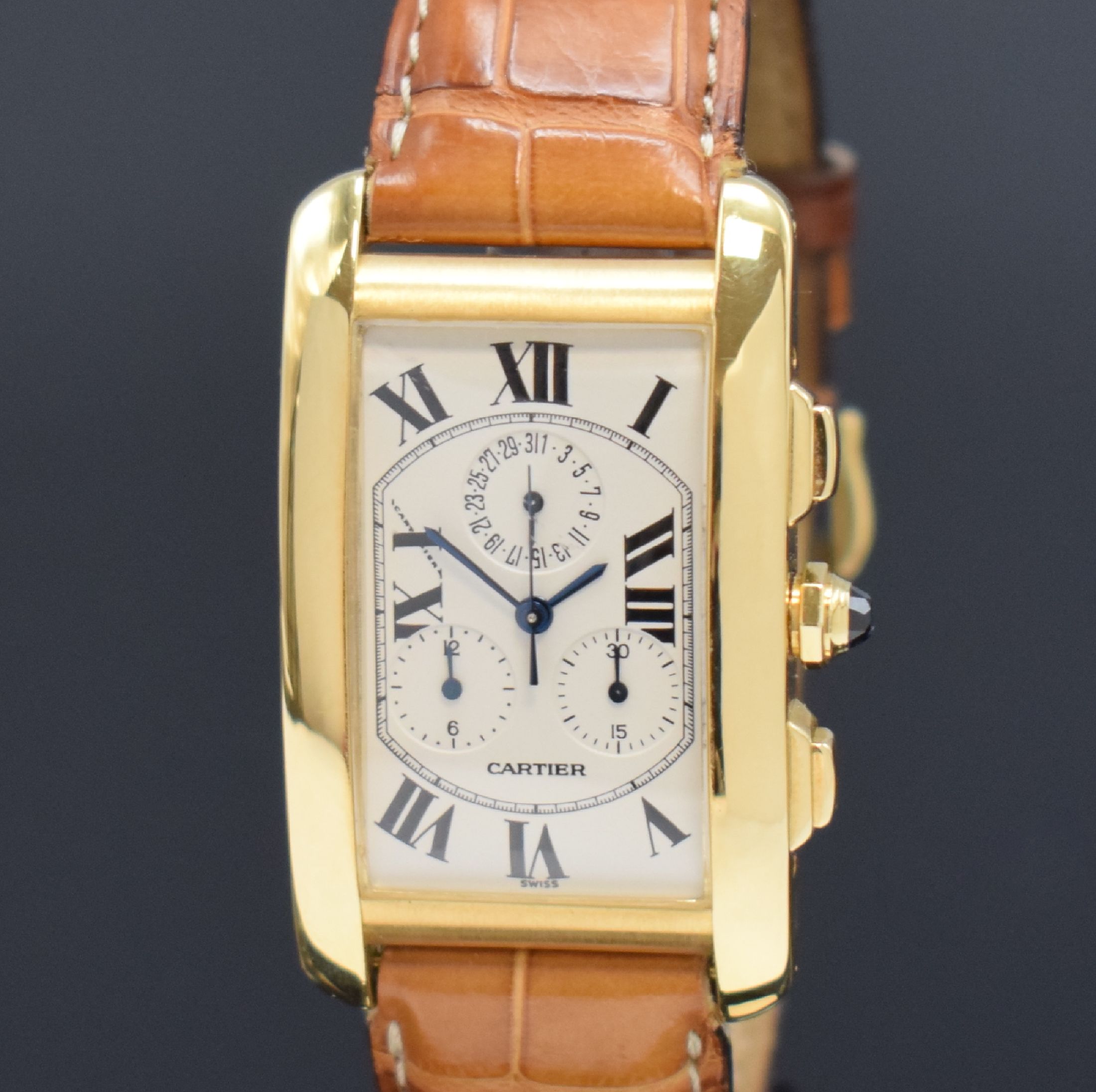 Detail a: CARTIER Tank Americaine Armbandchronograph in GG 750/000 Referenz 1730, Schweiz um 2005, quarz, großes recheck. Geh., Saphirglas verkr., Boden ...