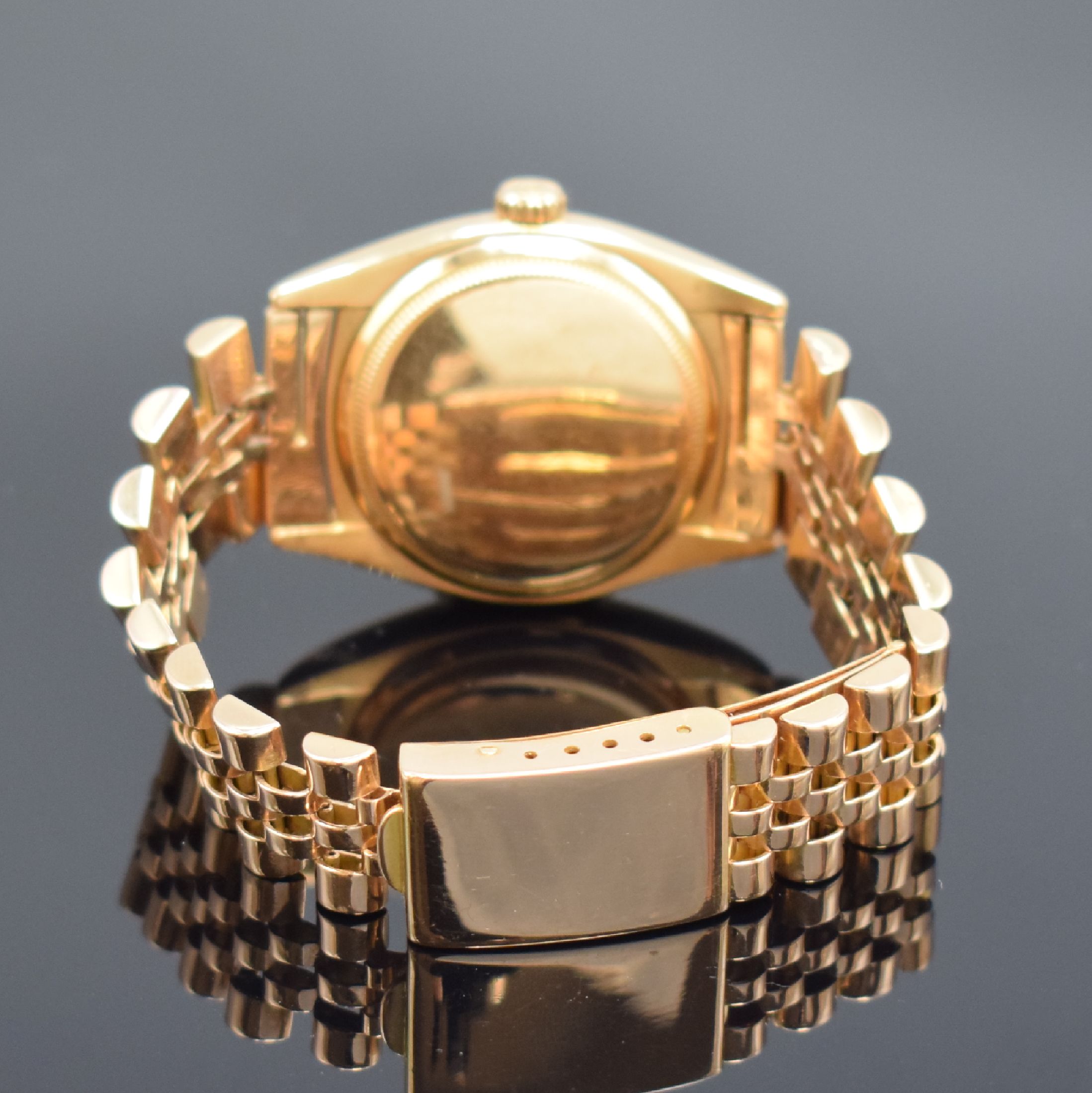 Detail b: ROLEX Datejust "Ovettone" Herrenarmbanduhr in RoseG 750/000 Referenz 6105, Schweiz um 1951, verschr. Oystergeh., neutr. Band in RoseG ...