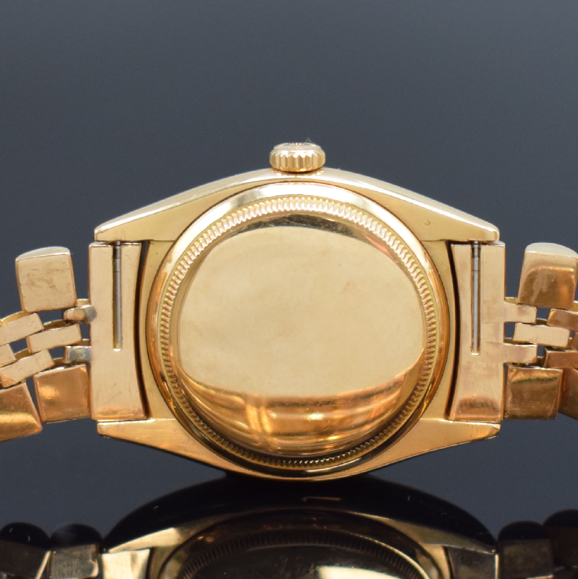 Detail e: ROLEX Datejust "Ovettone" Herrenarmbanduhr in RoseG 750/000 Referenz 6105, Schweiz um 1951, verschr. Oystergeh., neutr. Band in RoseG ...