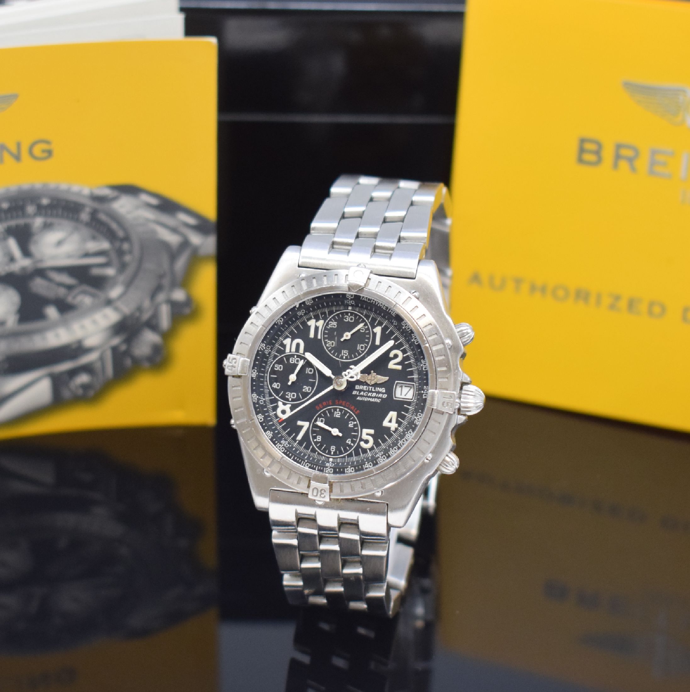 BREITLING Chronomat Blackbird Herrenarmbanduhr mit Chronograph in Stahl Referenz A13350, Schweiz um 2000, Automatik, verschr. Gehäuse, Pilotband m. ...
