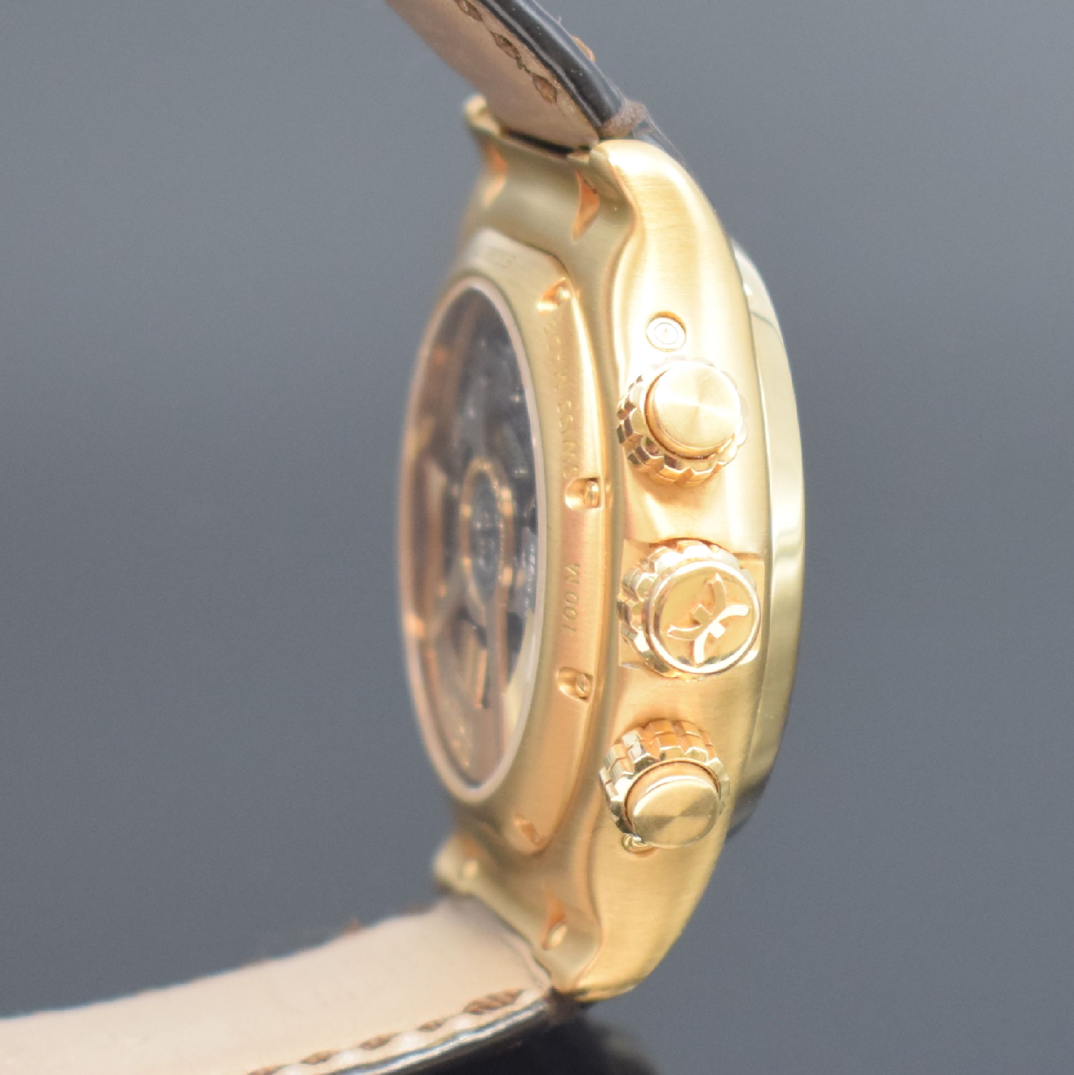 Detail d: EBEL astronomischer, auf 20 Stück limitierter Armbandchronograph mit ewigem Kalender in RoseG 750/000 Referenz 5288L70, Schweiz um 2002, Automatik, ...