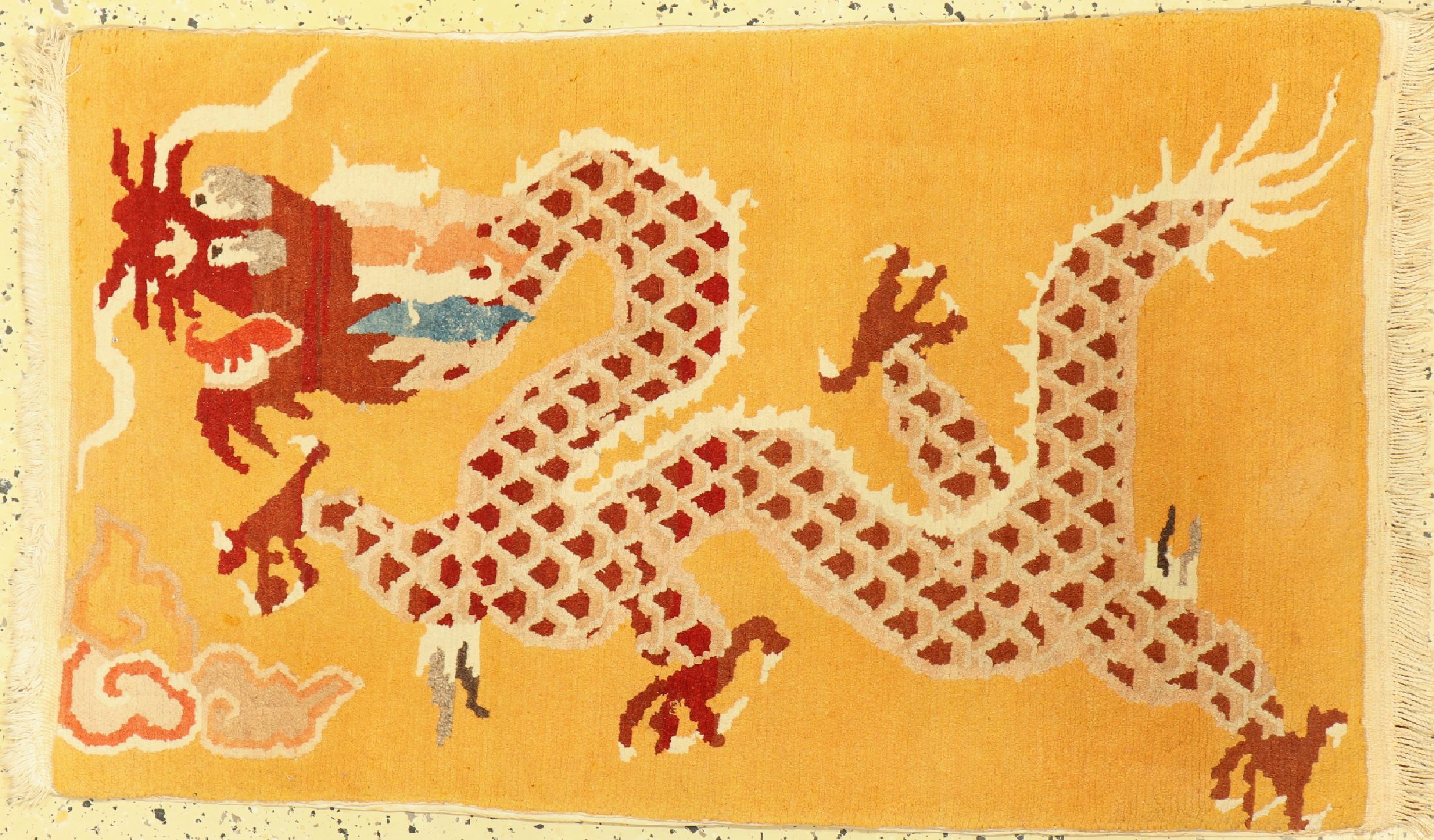 Drachenteppich, Nepal, ca. 60 Jahre, Wolle auf Baumwolle, ca. 103 x 61 cm, EHZ: 2