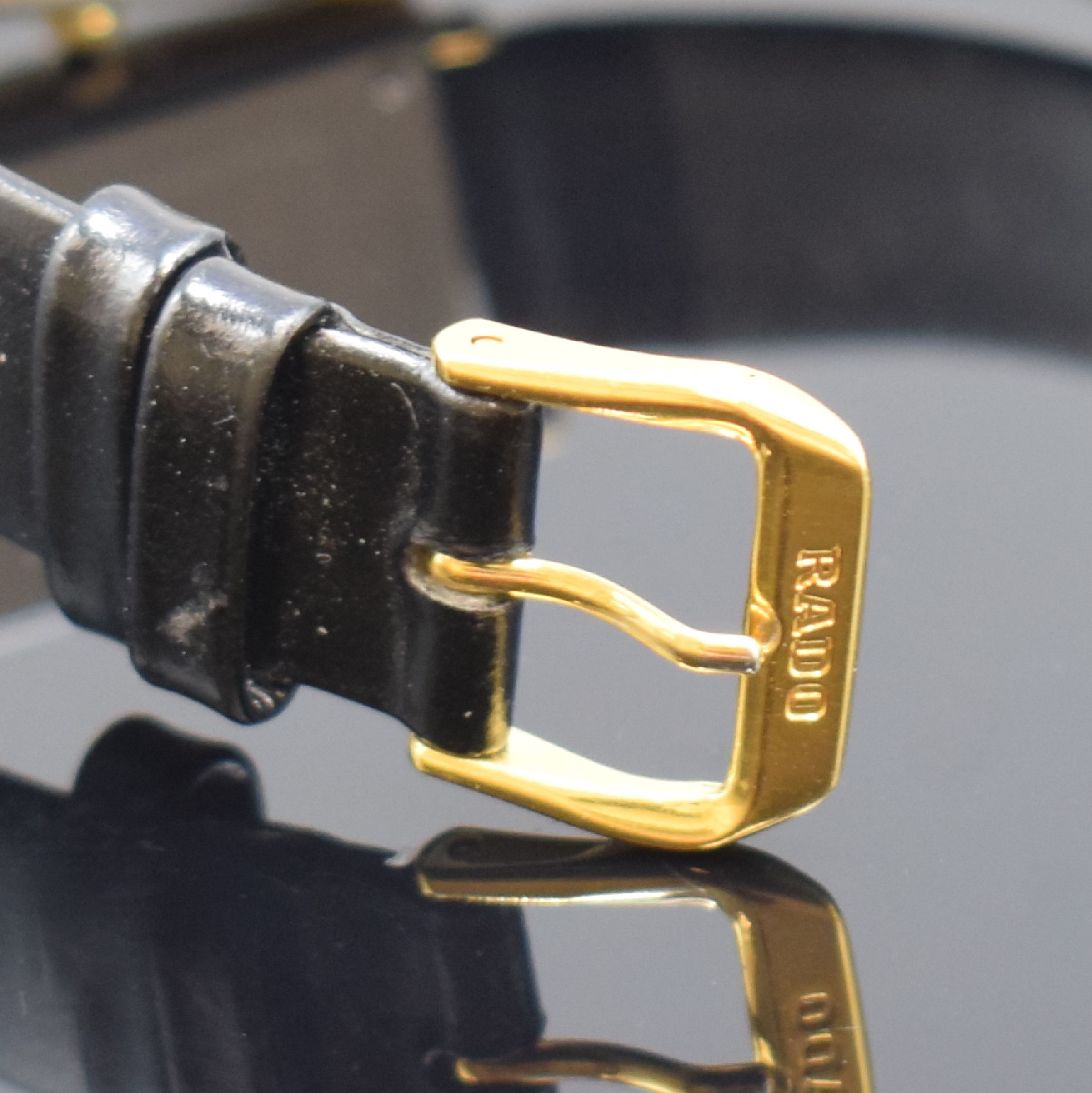 Detail b: RADO Florence Armbanduhr Referenz 160.3670.2, Schweiz um 2005, quarz, verg. Geh., Boden 4-fach verschr., Saphirglas, orig. Lederband m. orig. verg. ...