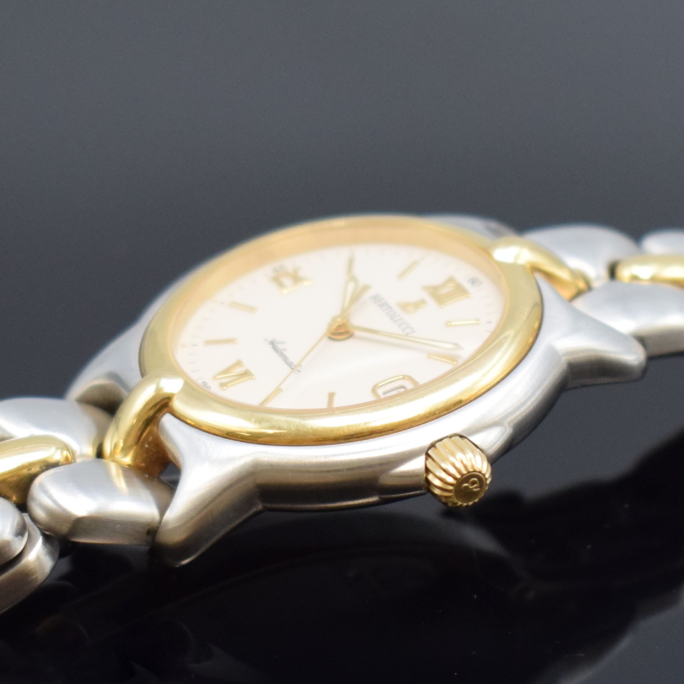 Detail c: BERTOLUCCI Herrenarmbanduhr Serie Pulchra Referenz 124 49 B, Schweiz um 1995, Automatik, Edelstahl/Gold kombiniert inkl. Gliederband m. Faltschl., ...