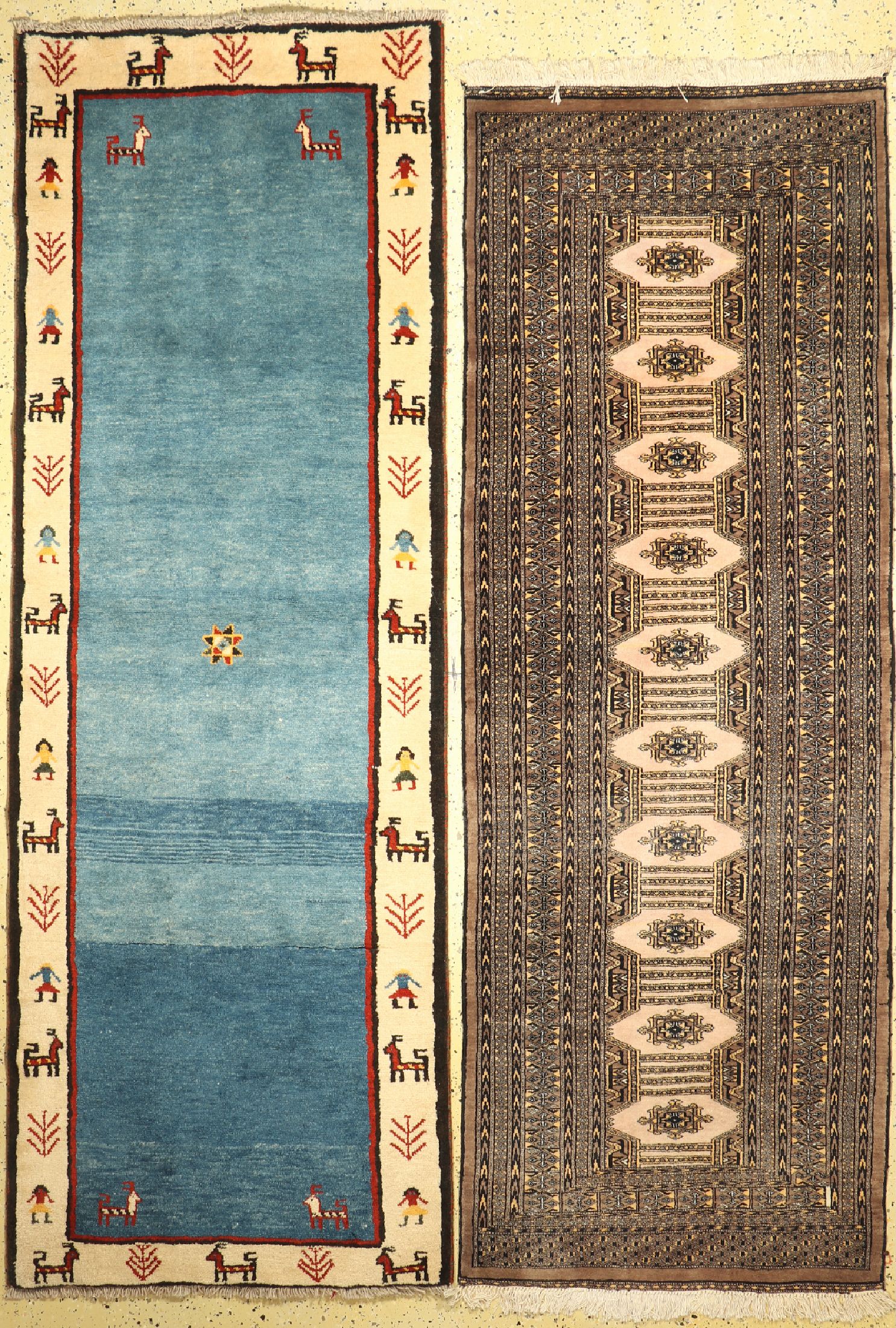 Konvolut Persischer Gabbeh, ca. 50 Jahre, Wolle auf Wolle, ca. 290 x 100 cm, Buchara, Pakistan, ca. 50 Jahre, Wolle auf Baumwolle, ca. 275 x 98 cm, ...