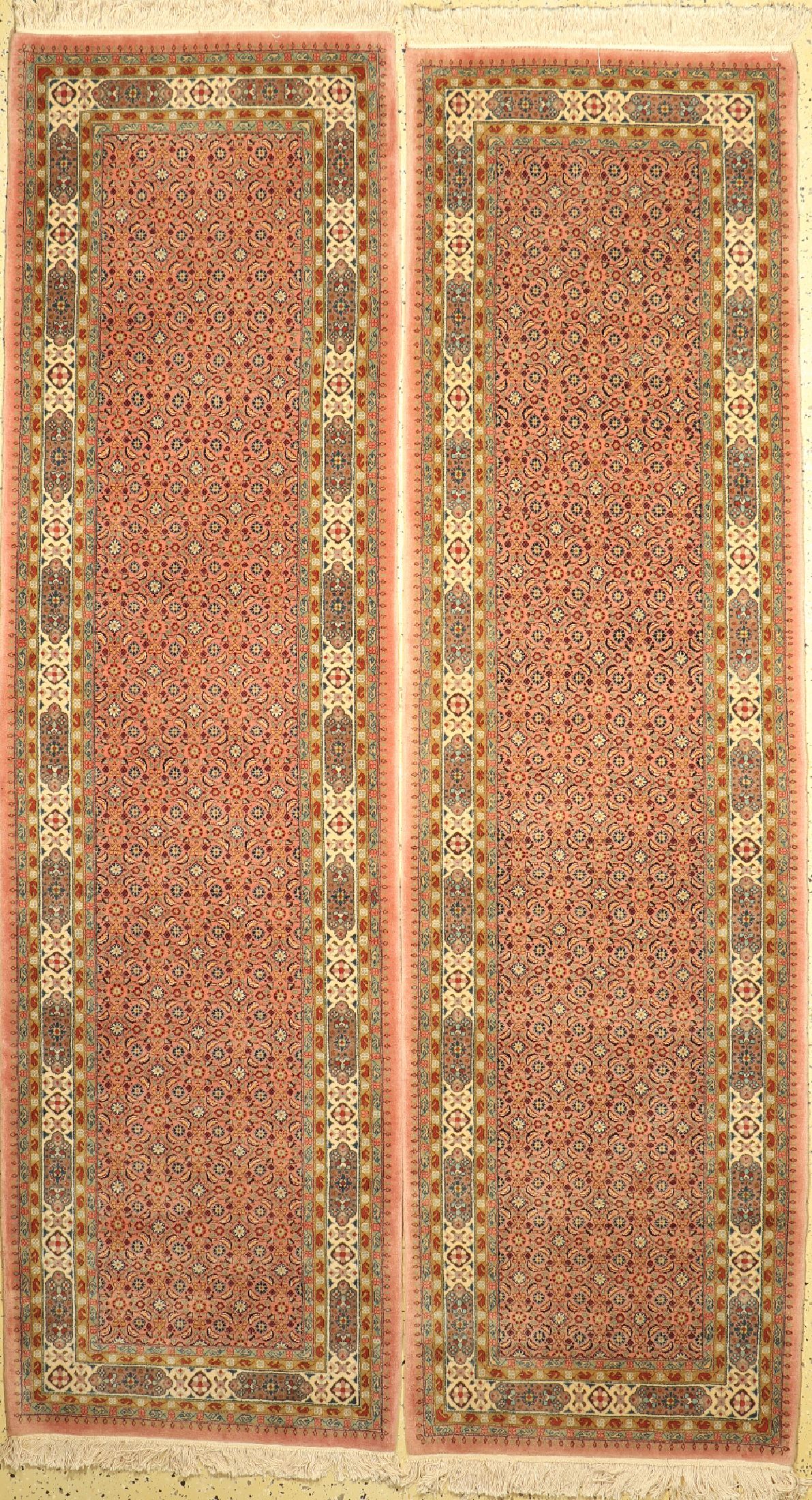 1 paar Mud, Indien, ca. 40 Jahre, Wolle aufBaumwolle, ca. 300 x 84 cm, EHZ: 1-2