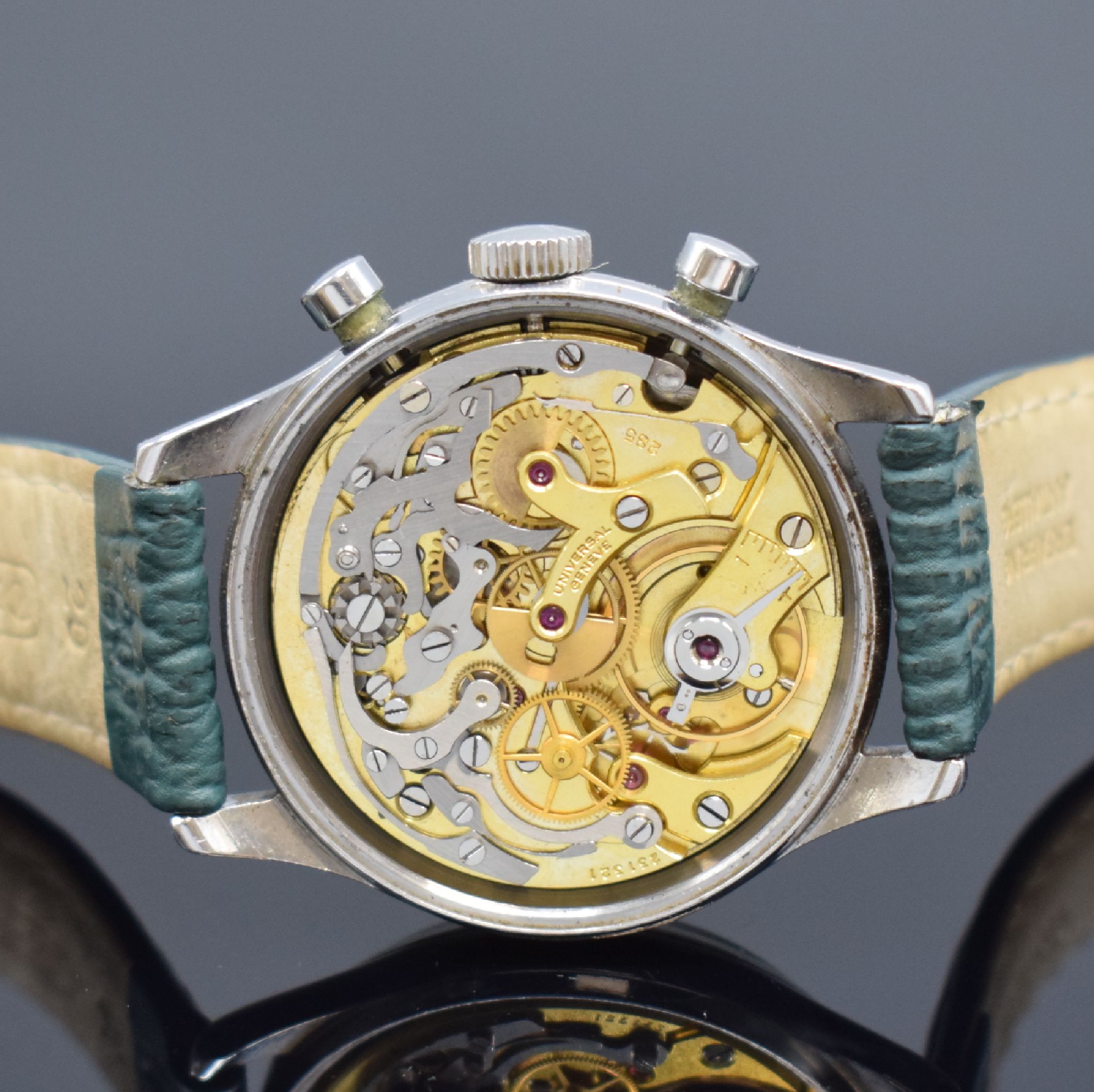 Detail e: UNIVERSAL GENEVE Compax seltene 38 mm große Herrenarmbanduhr mit Schaltradchronograph Referenz 224105 mit Kaliber 285, Schweiz um 1945, Handaufzug, ...