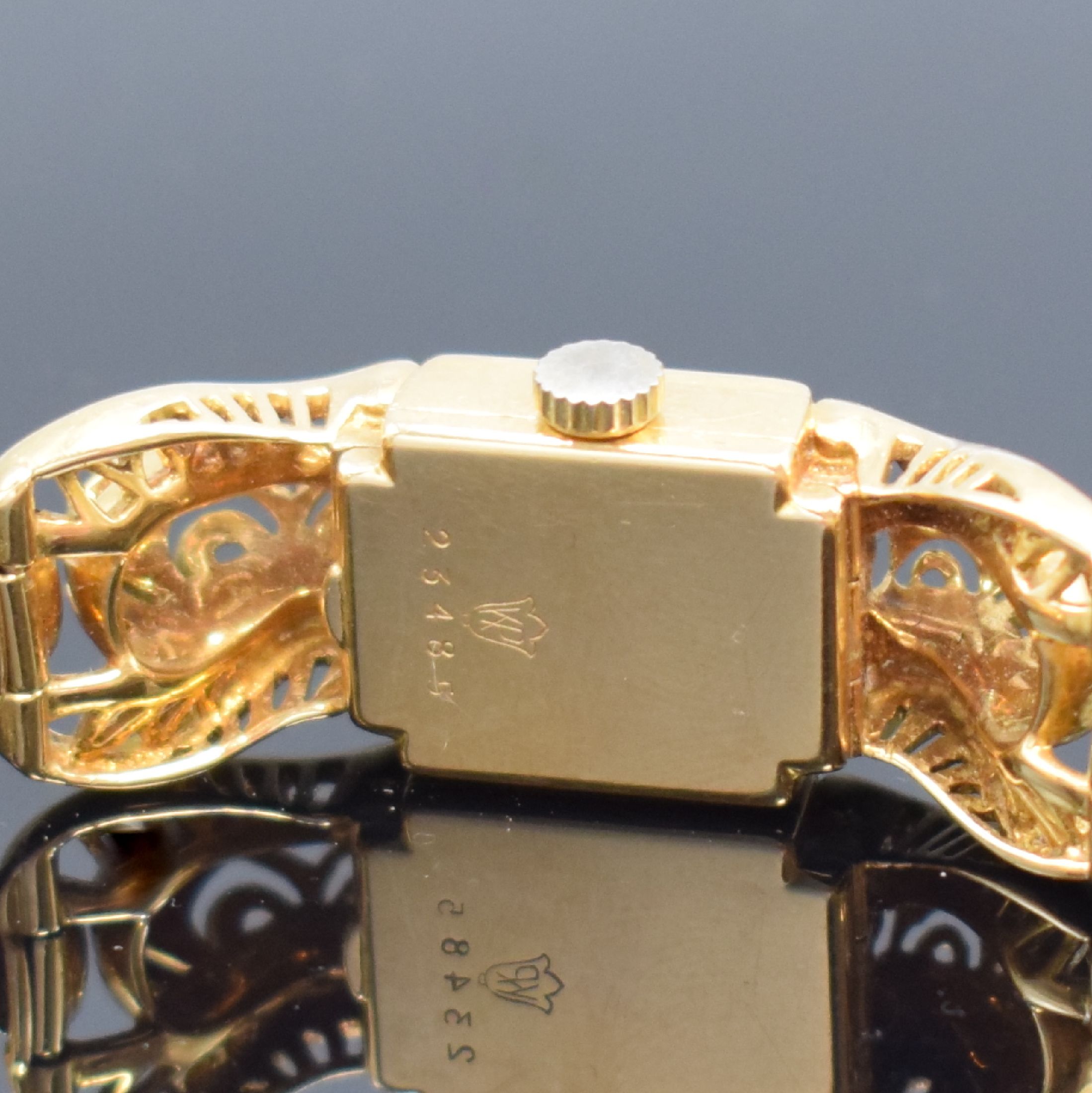 Detail d: LOTOS ausgefallene Damenarmbanduhr in GG 750/000, Schweiz 1940er Jahre, Handaufzug, Geh. dell., Scharnierboden, silb. Zifferbl. pat./fl., Kal. AS ...