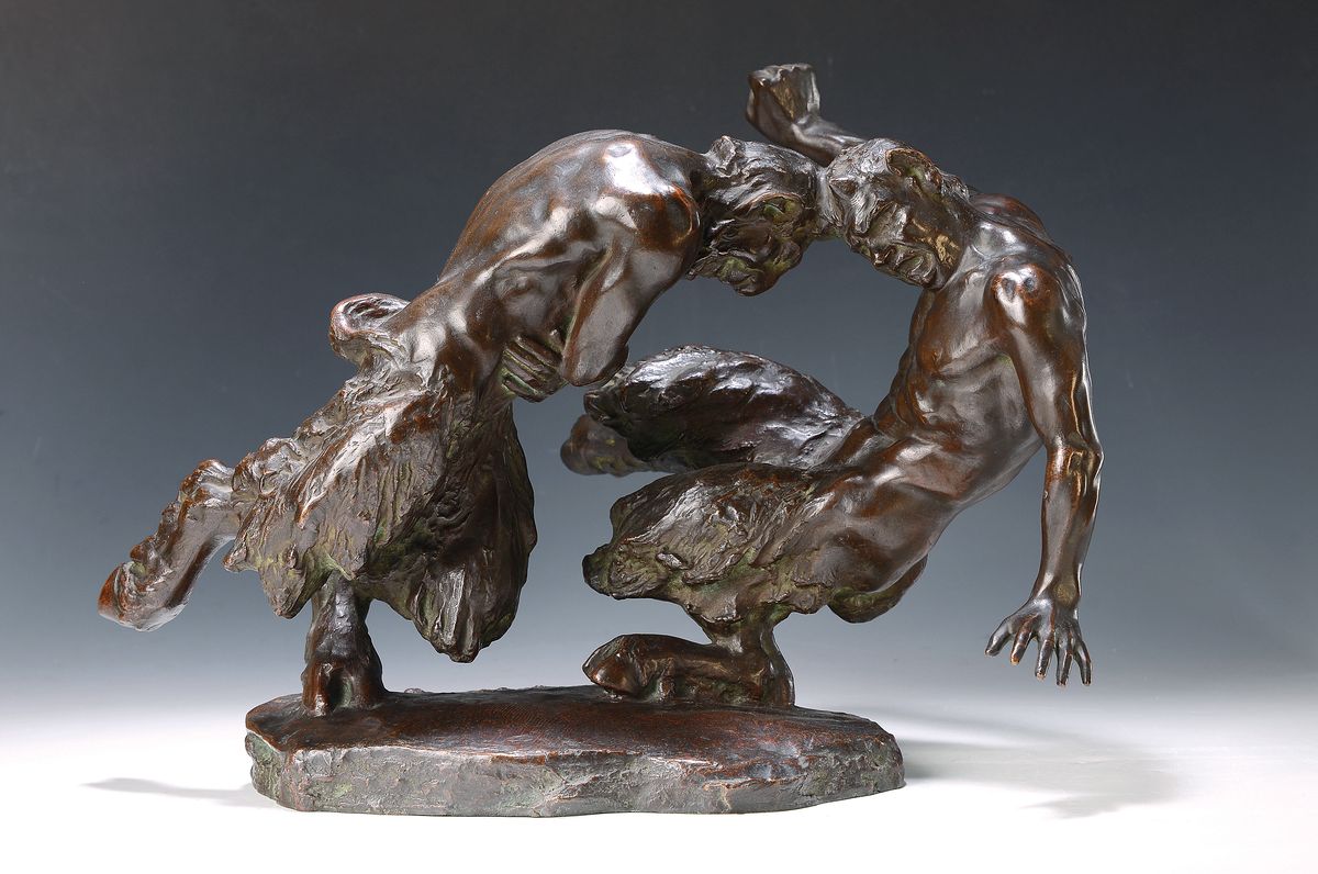 Otto Pilz, 1876 Sonneberg - 1937 Dresden, Bronzeskulptur, "kämpfende Faune", nach 1908, braun patiniert, auf naturalistisch gestaltetem ...