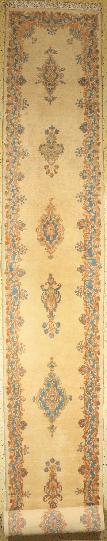 Kerman alt, Persien, um 1930, Wolle auf Baumwolle, ca. 607 x 82 cm, EHZ: 1-2