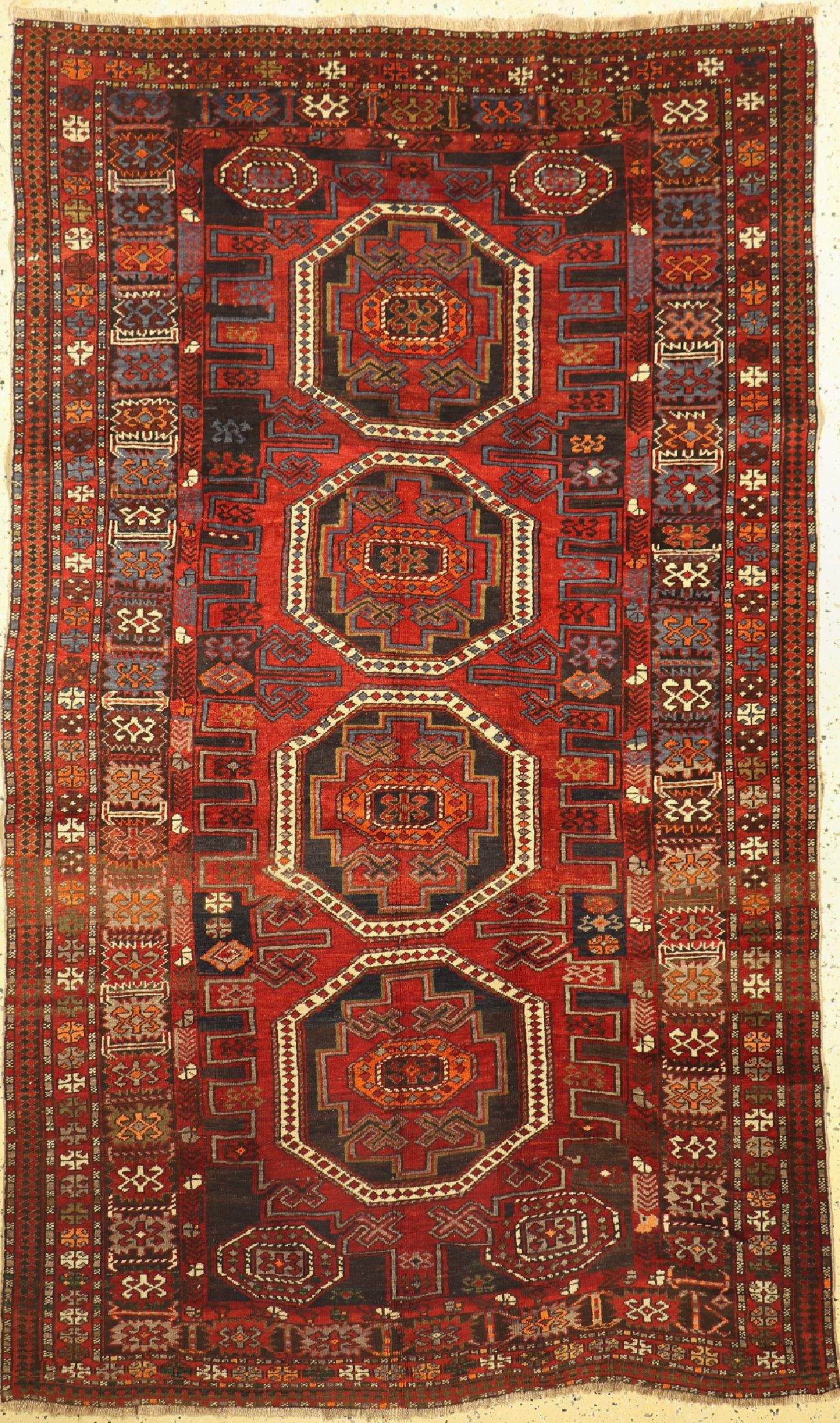 Schirwan antik, Kaukasus, um 1910/1920, Wolle auf Wolle, ca. 255 x 156 cm, EHZ: 2