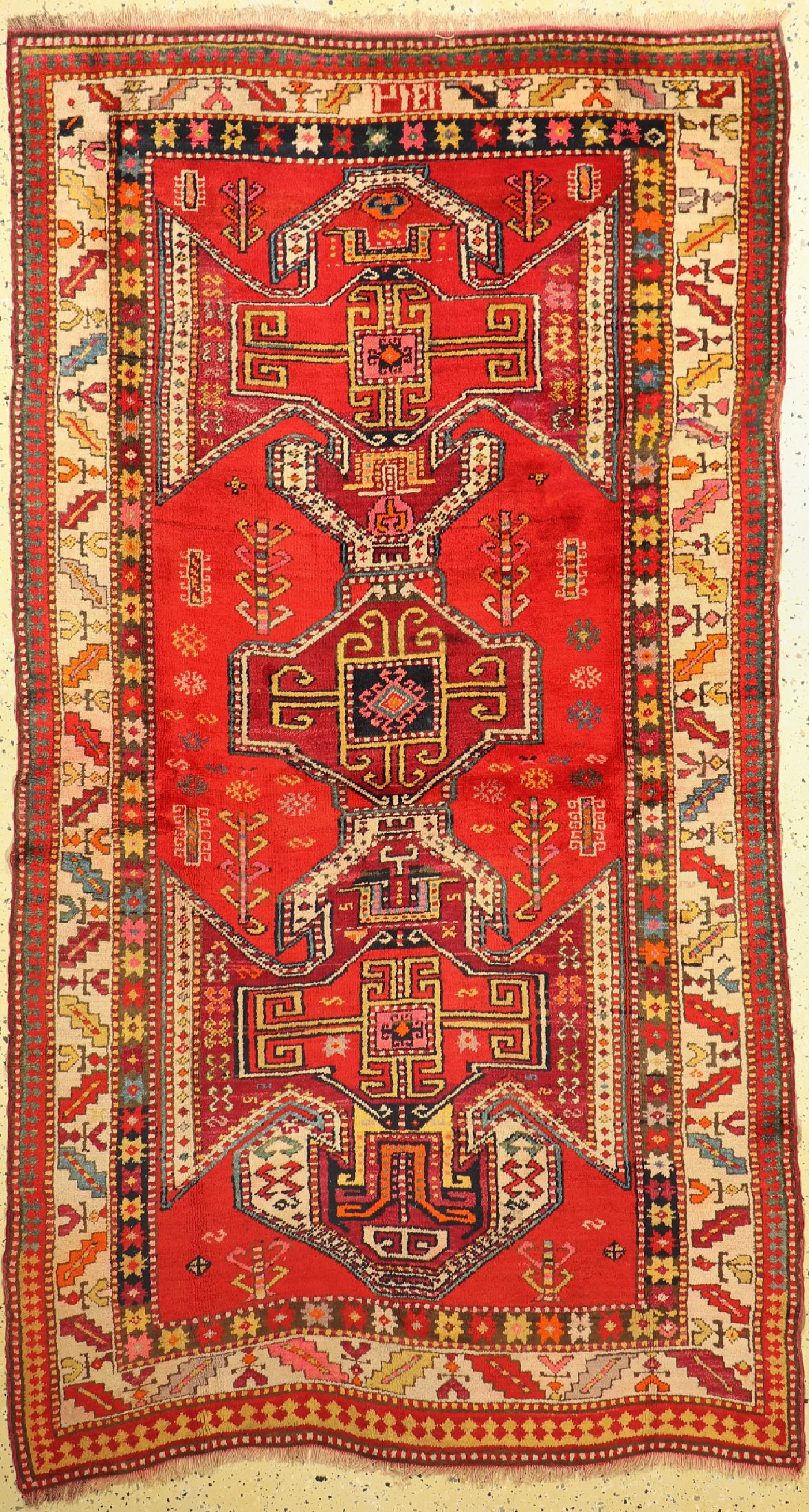 kazak antik, Kaukasus, datiert 1914, Wolle auf Wolle, ca. 260 x 145 cm, leicht wellig, EHZ: 2, restauriert