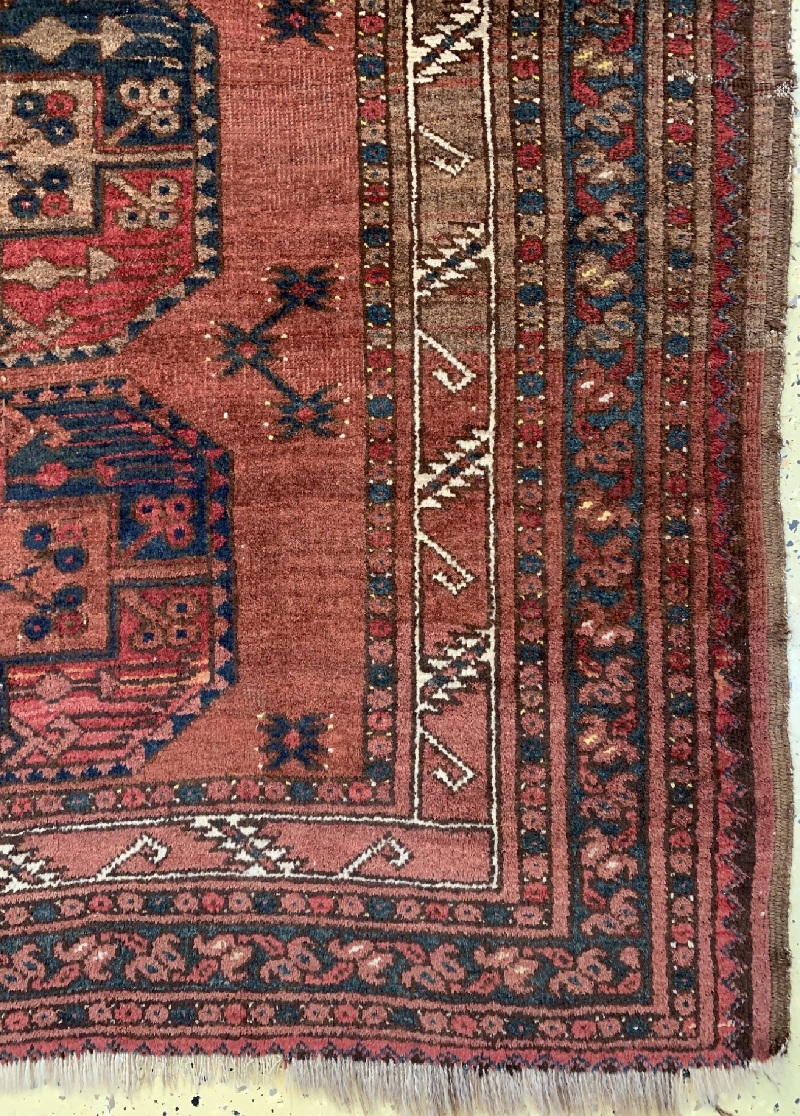 Detail a: Konvolut aus Persischem Belutsch & 2 Afganischem Ersari, um 1900/1920, Wolle auf Wolle, ca. 210 x 120 cm, EHZ: 3