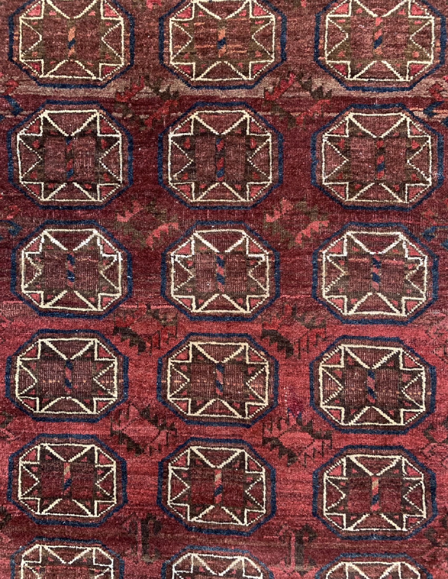 Detail h: Konvolut aus Persischem Belutsch & 2 Afganischem Ersari, um 1900/1920, Wolle auf Wolle, ca. 210 x 120 cm, EHZ: 3