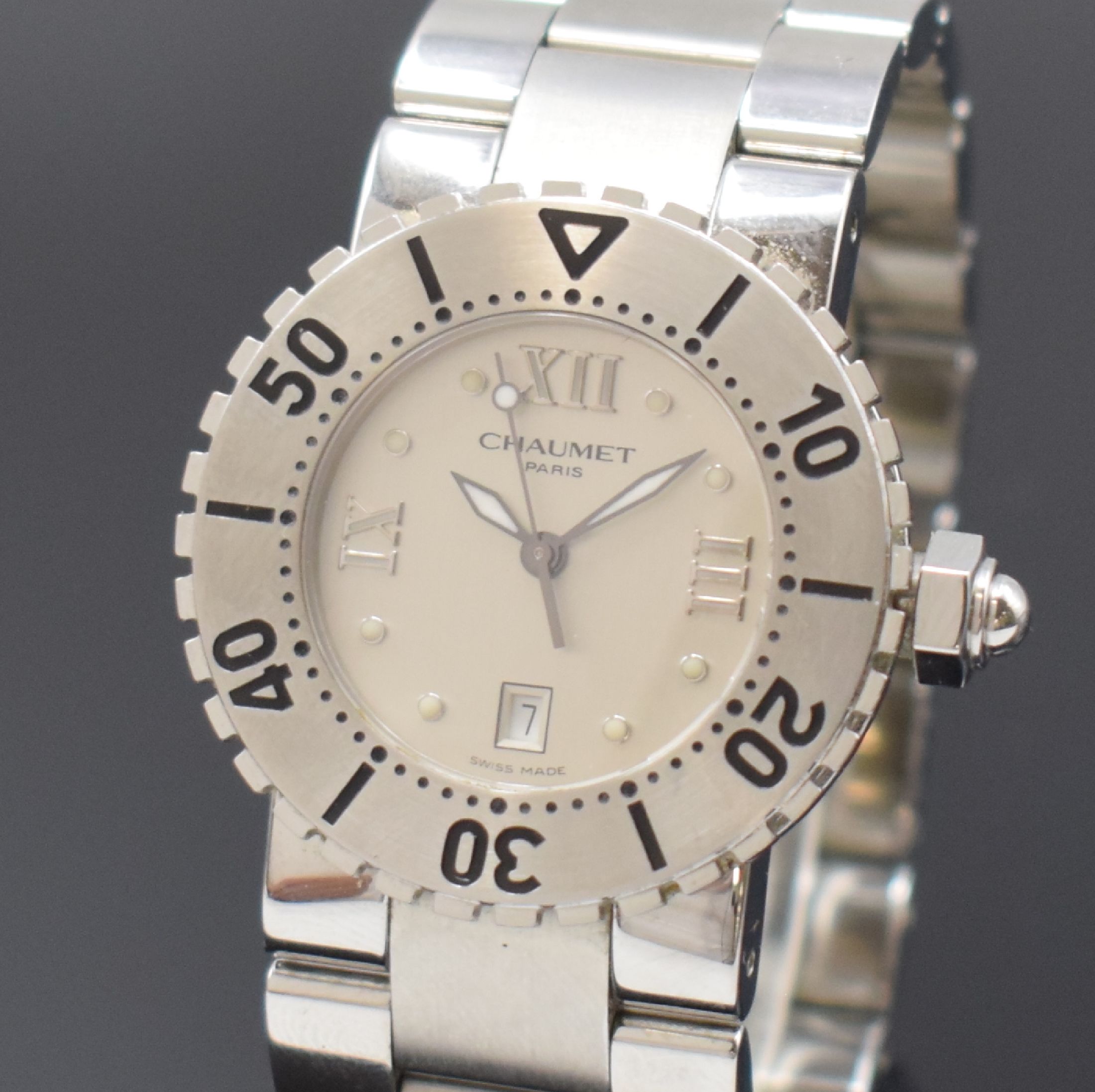 Detail a: CHAUMET Class One Damenarmbanduhr in Stahl, Schweiz um 2010, quarz, Ref. 622, Boden 6- fach verschr., orig. Gliederband m. dopp. Faltschl., Lünette ...