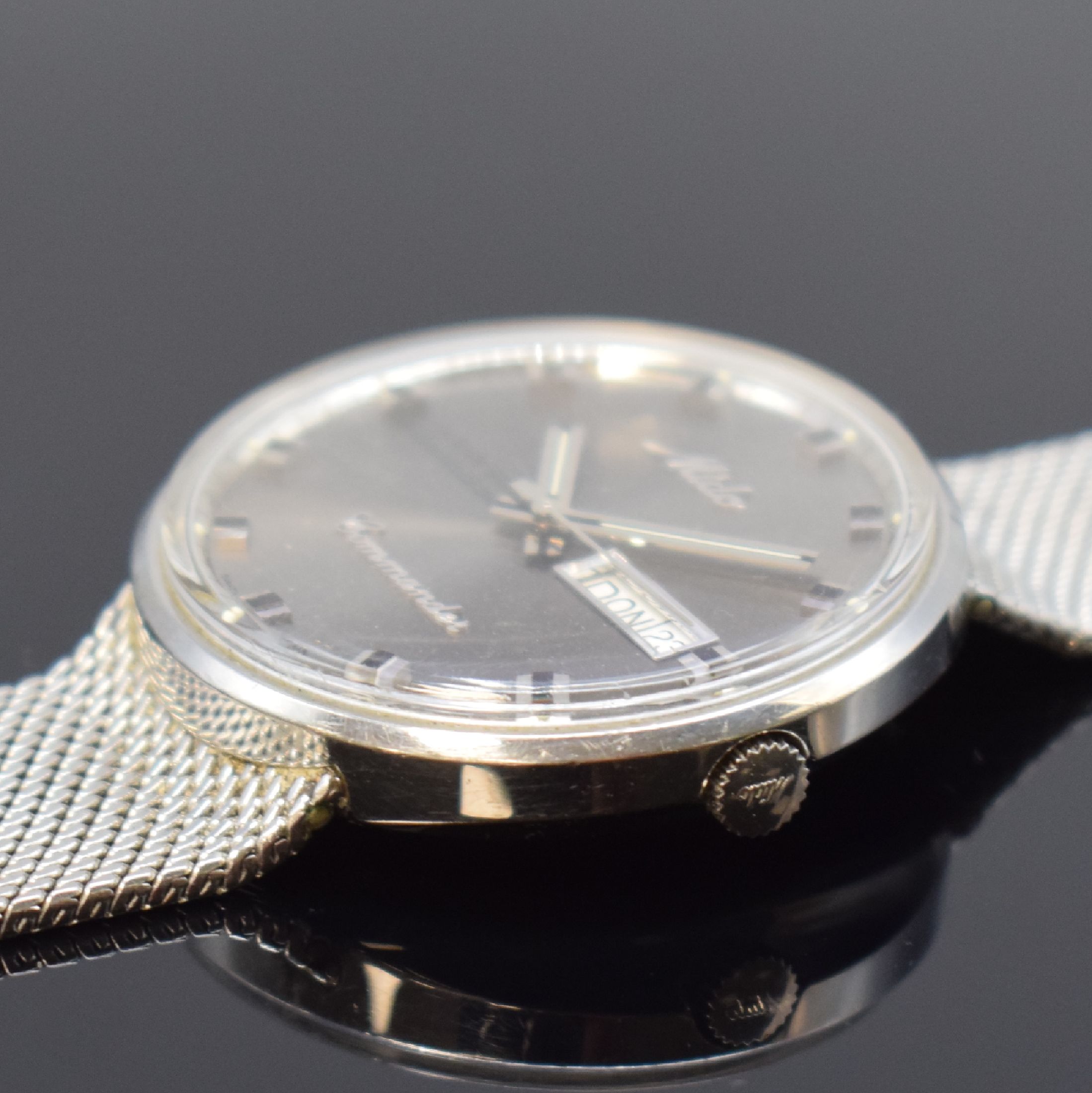 Detail c: MIDO Commander Herrenarmbanduhr am Milanaiseband in Stahl, Schweiz 1995, Automatik, Ref. 636-8429, Monocoque-Geh., integr. Milanaiseband, orig. ...