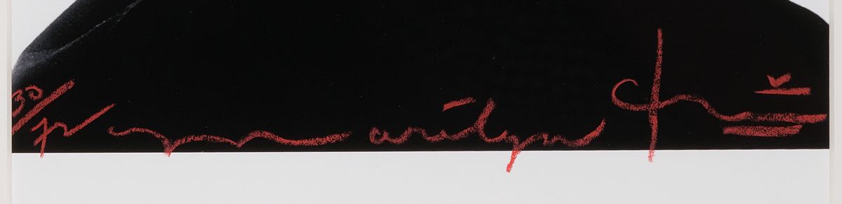 Detail a: Bert Stern, 1929 - 2013 New York, Fotografie auf dickem, matten Fotopapier, "Marilyn Laughing in Dior Dress", handsigniert und num. 30/72, ...