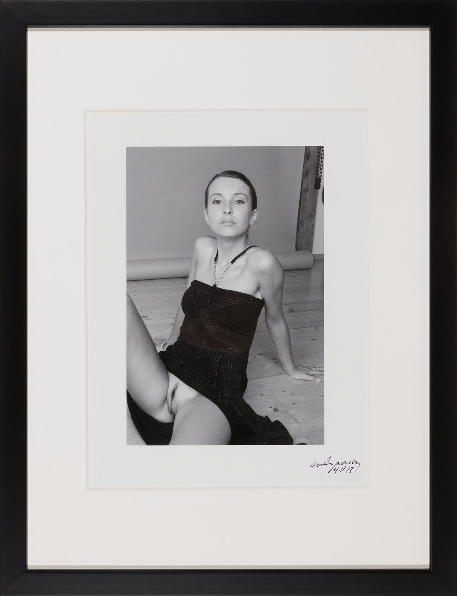 Detail l: Craig Morey, geb. 1952 Fort Wayne/Indiana, 3 Fotografien, C-Print auf Fotopapier, Bunny (1991), Yasmin (2006), Kitty (2000), Abzug recto signiert, ...