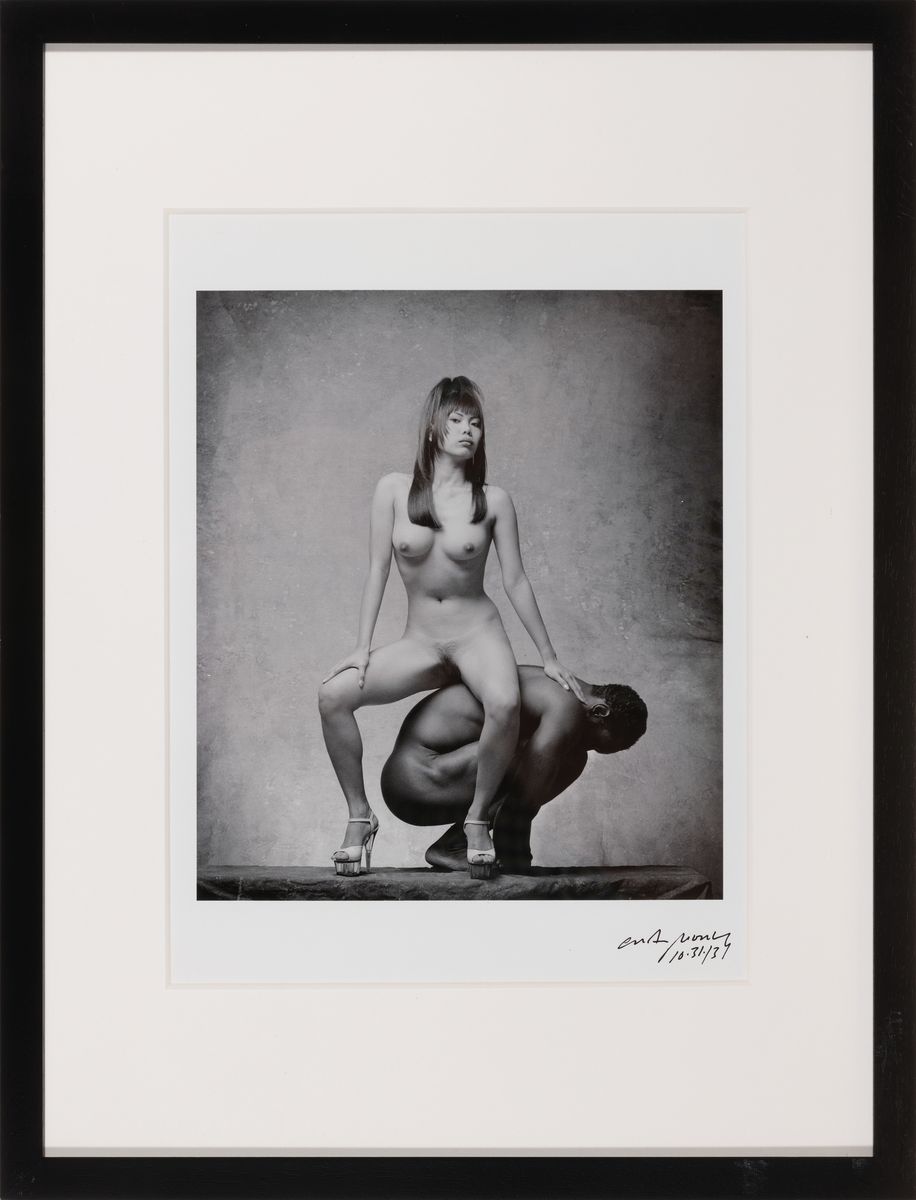 Detail m: Craig Morey, geb. 1952 Fort Wayne/Indiana, 3 Fotografien, C-Print auf Fotopapier, 3 Frauenakte, Ivy (2003), Mina (2007), Magazine -Misha (1996), ...