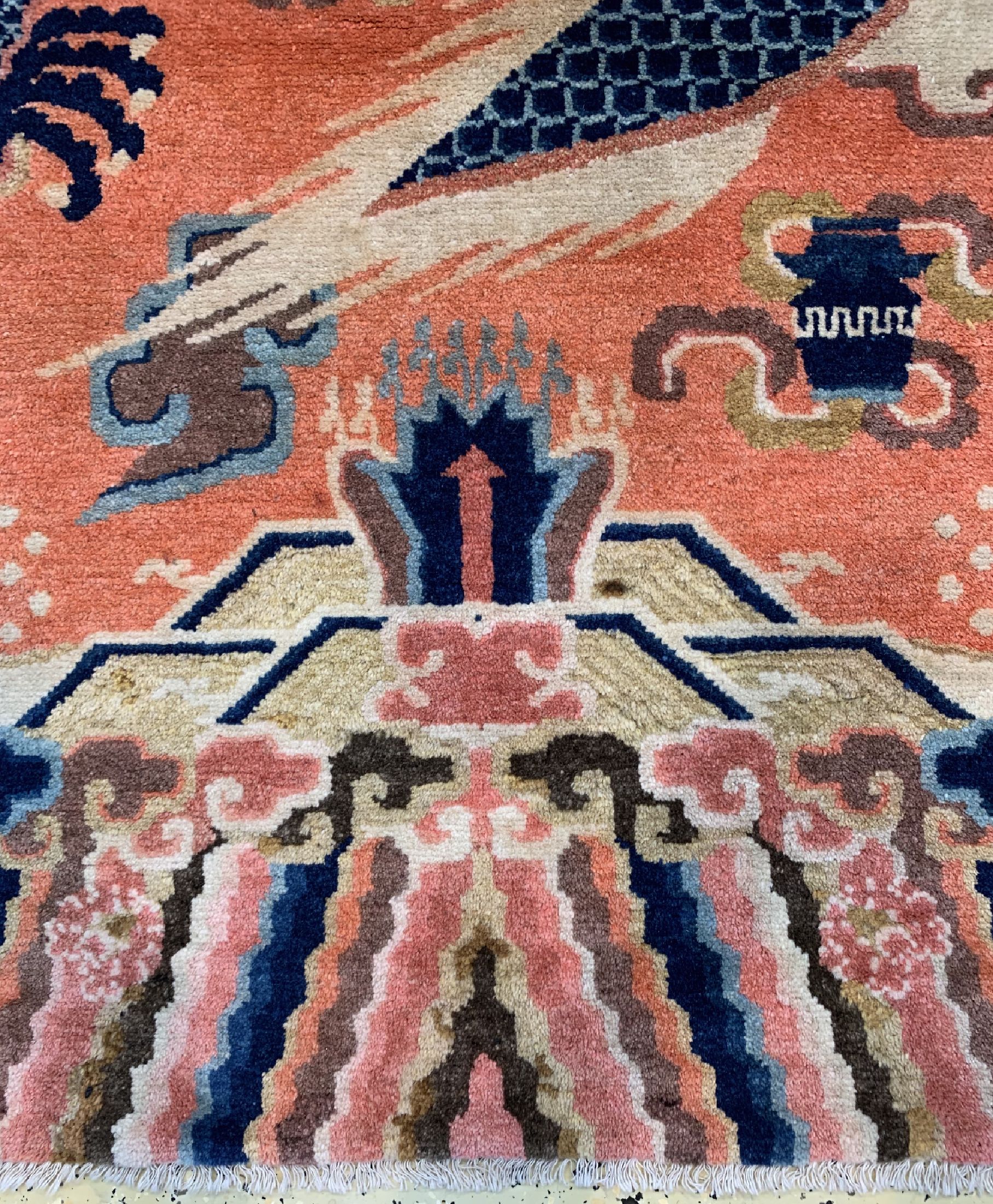 Detail a: Drachen Säulenteppich China, mit Manchu Inschrift, 19.Jhd, Wolle auf Baumwolle, ca. 196 x 93 cm, EHZ: 2