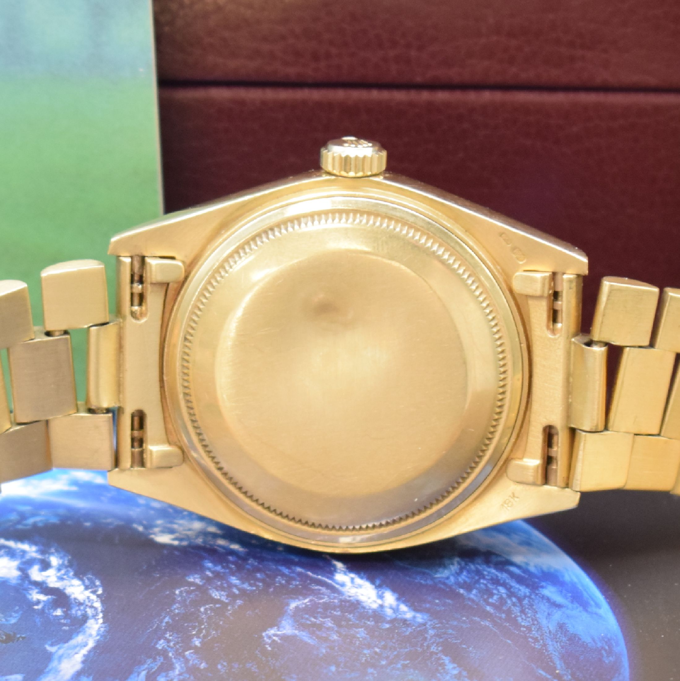 Detail e: ROLEX Day-Date Herrenarmbanduhr in GG 750/000 Referenz 18038, Schweiz um 1980, Automatik, verschr. Oystergeh., Präsidentband m. verd. Faltschl., ...