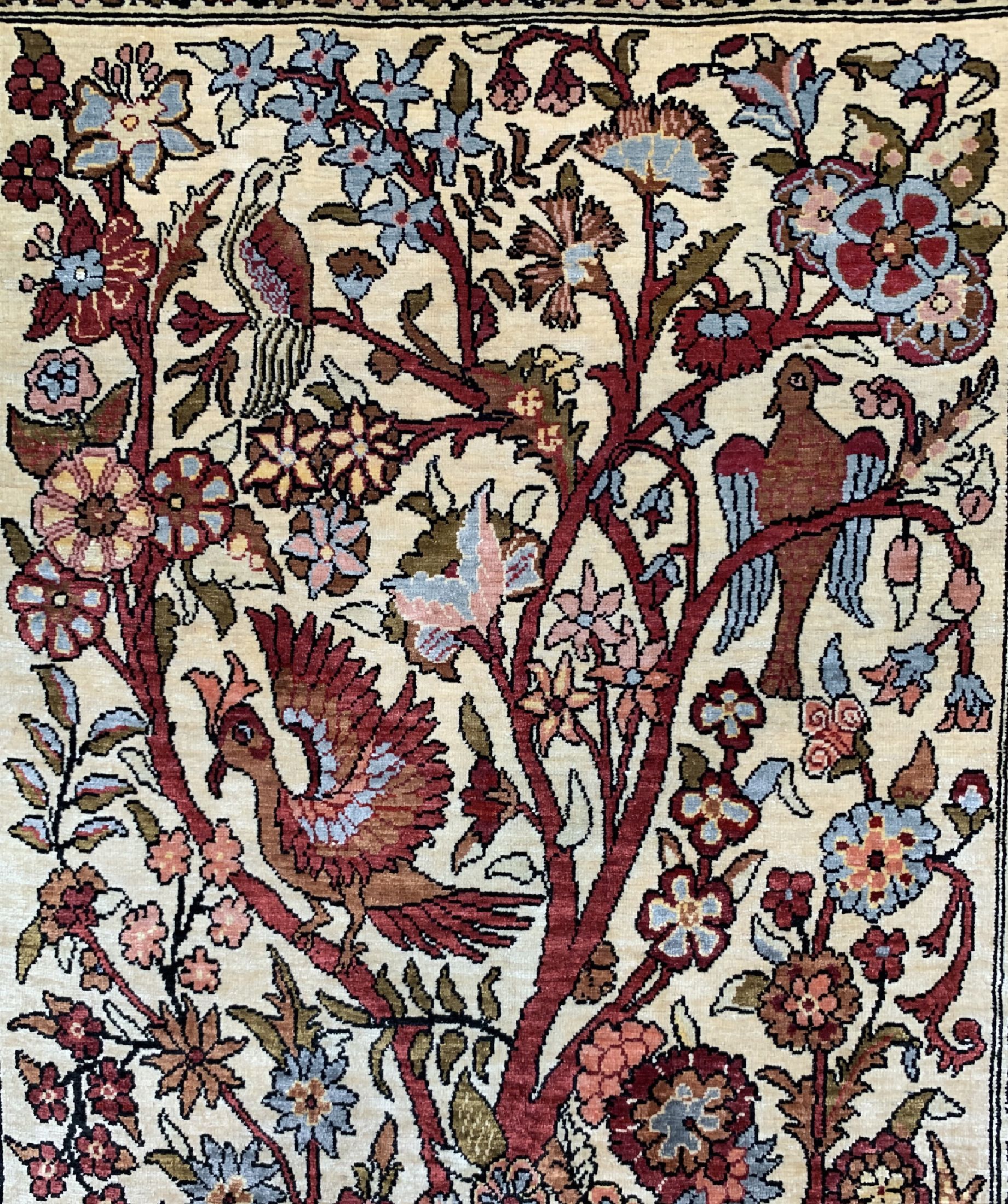 Detail b: Hereke Seide fein, Türkei, um 1950, reine Naturseide, ca. 96 x 63 cm, ca. 1,0 Mio. Kn/qm, EHZ: 1-2