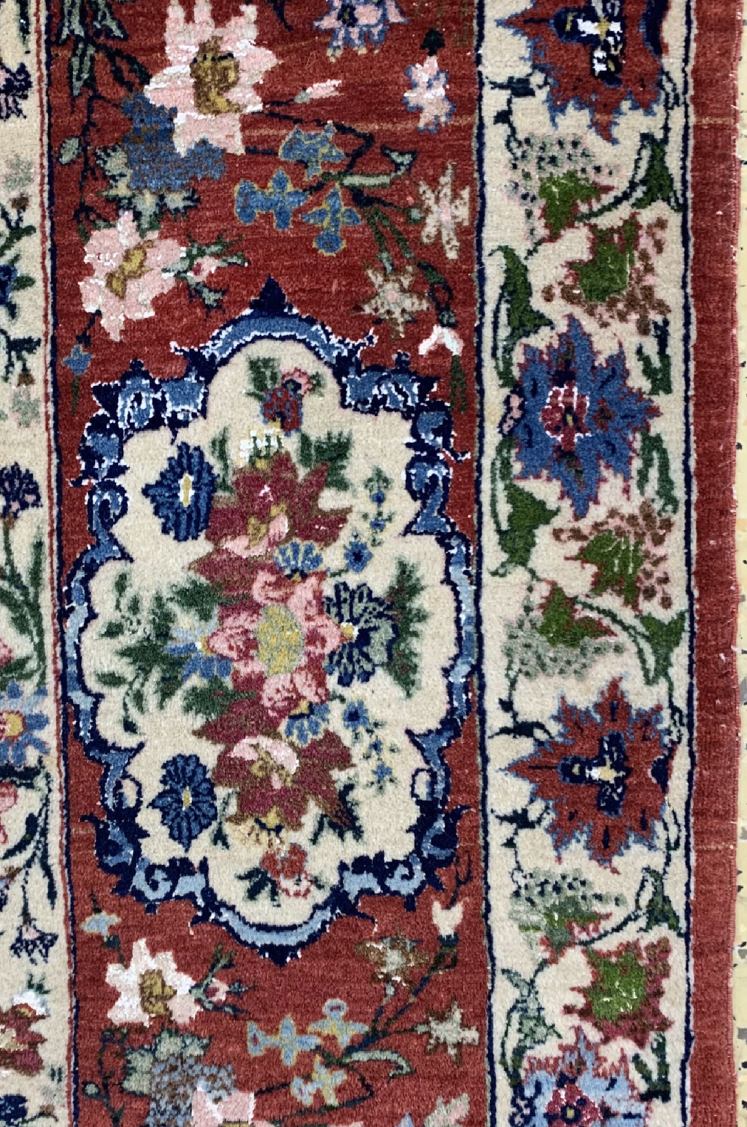 Detail a: Seltener Ghom Kork alt, Persien, um 1950, Korkwolle mit Seide und Baumwoll Highlights, ca. 306 x 202 cm, EHZ: 1-2