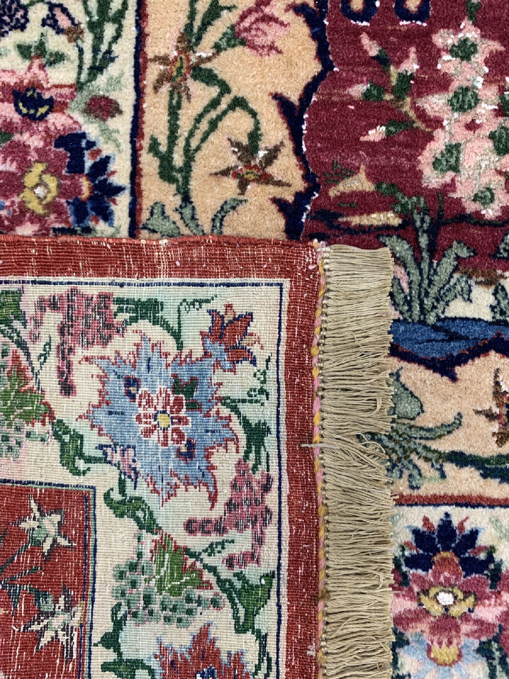 Detail g: Seltener Ghom Kork alt, Persien, um 1950, Korkwolle mit Seide und Baumwoll Highlights, ca. 306 x 202 cm, EHZ: 1-2