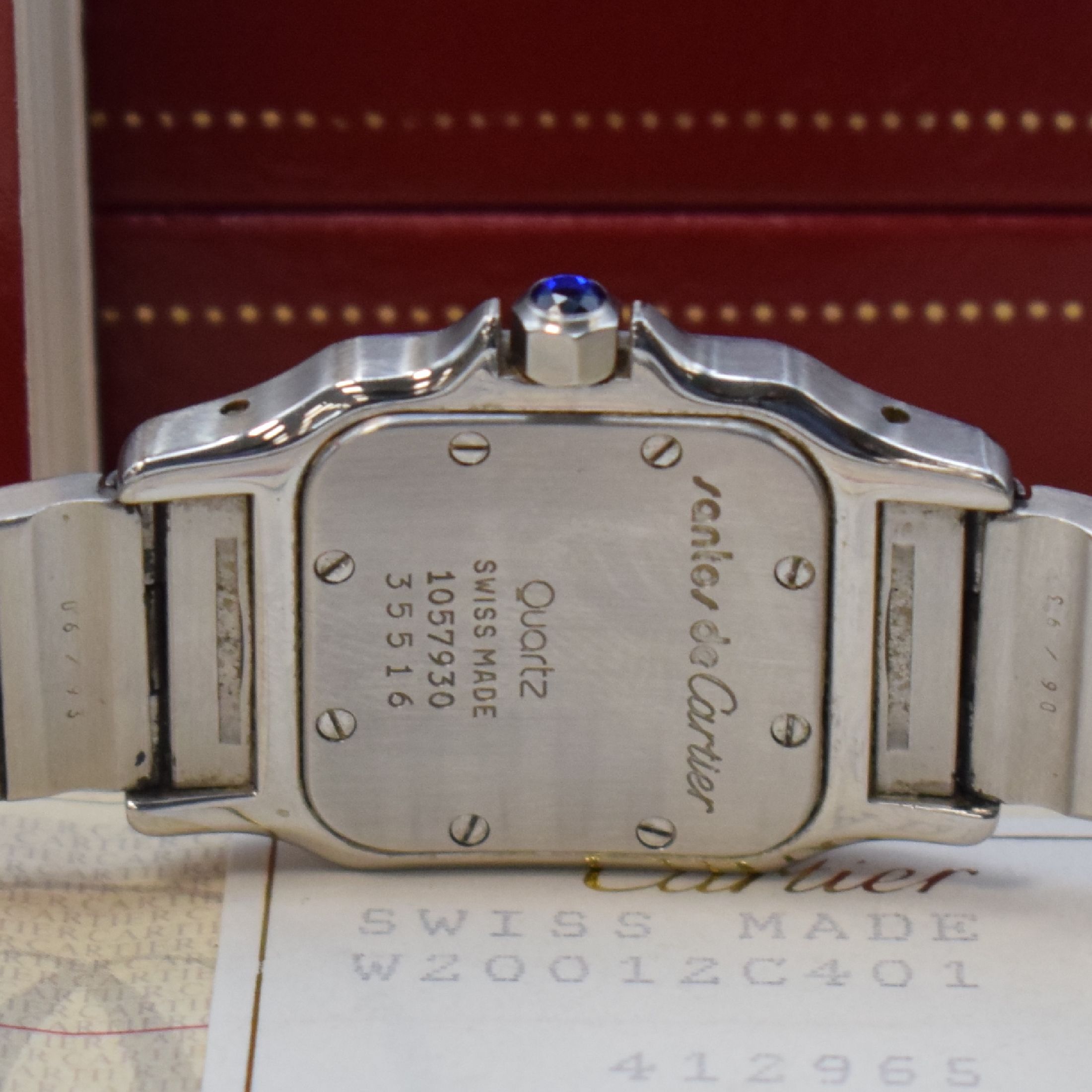 Detail d: CARTIER Santos Damenarmbanduhr in Stahl/Gold Referenz 1057930, Schweiz verk. lt. beil. Zertifikat 07/1994, quarz, orig. Gliederband m. Faltschl., ...