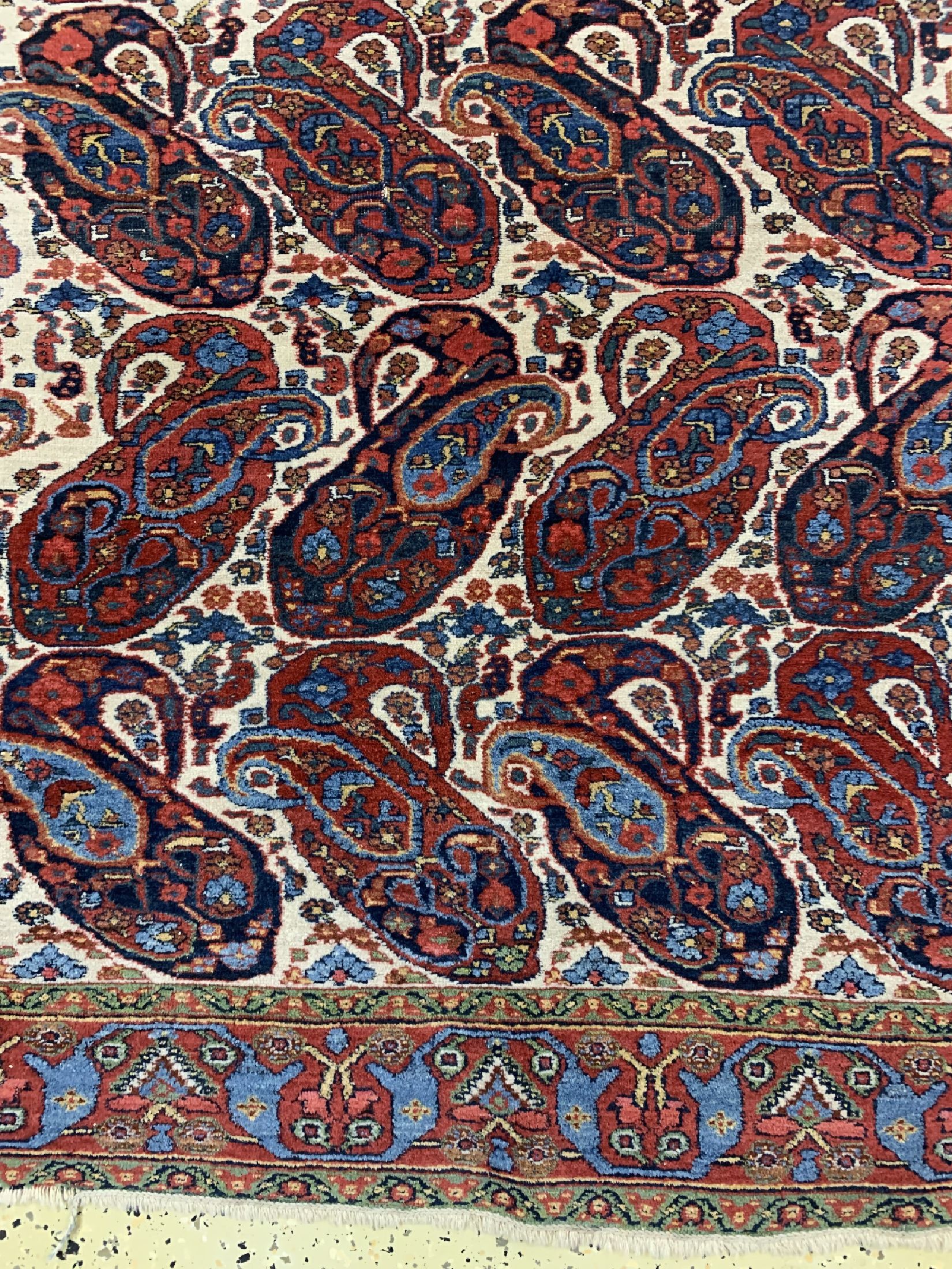 Detail b: Antiker Khamseh, Persien, um 1910, Wolle auf Baumwolle, ca. 156 x 133 cm, minimal verkürzt, EHZ: 2