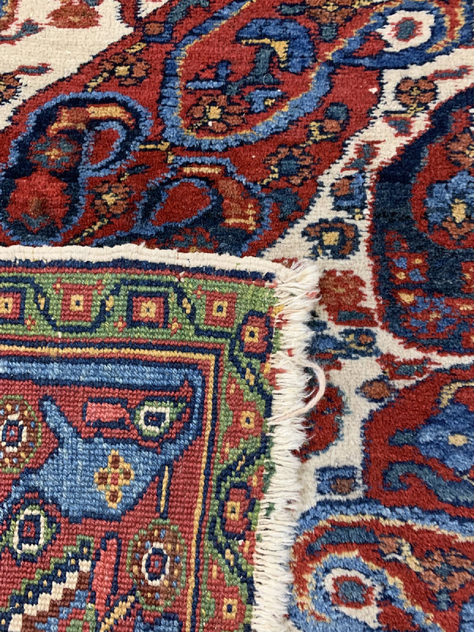 Detail e: Antiker Khamseh, Persien, um 1910, Wolle auf Baumwolle, ca. 156 x 133 cm, minimal verkürzt, EHZ: 2