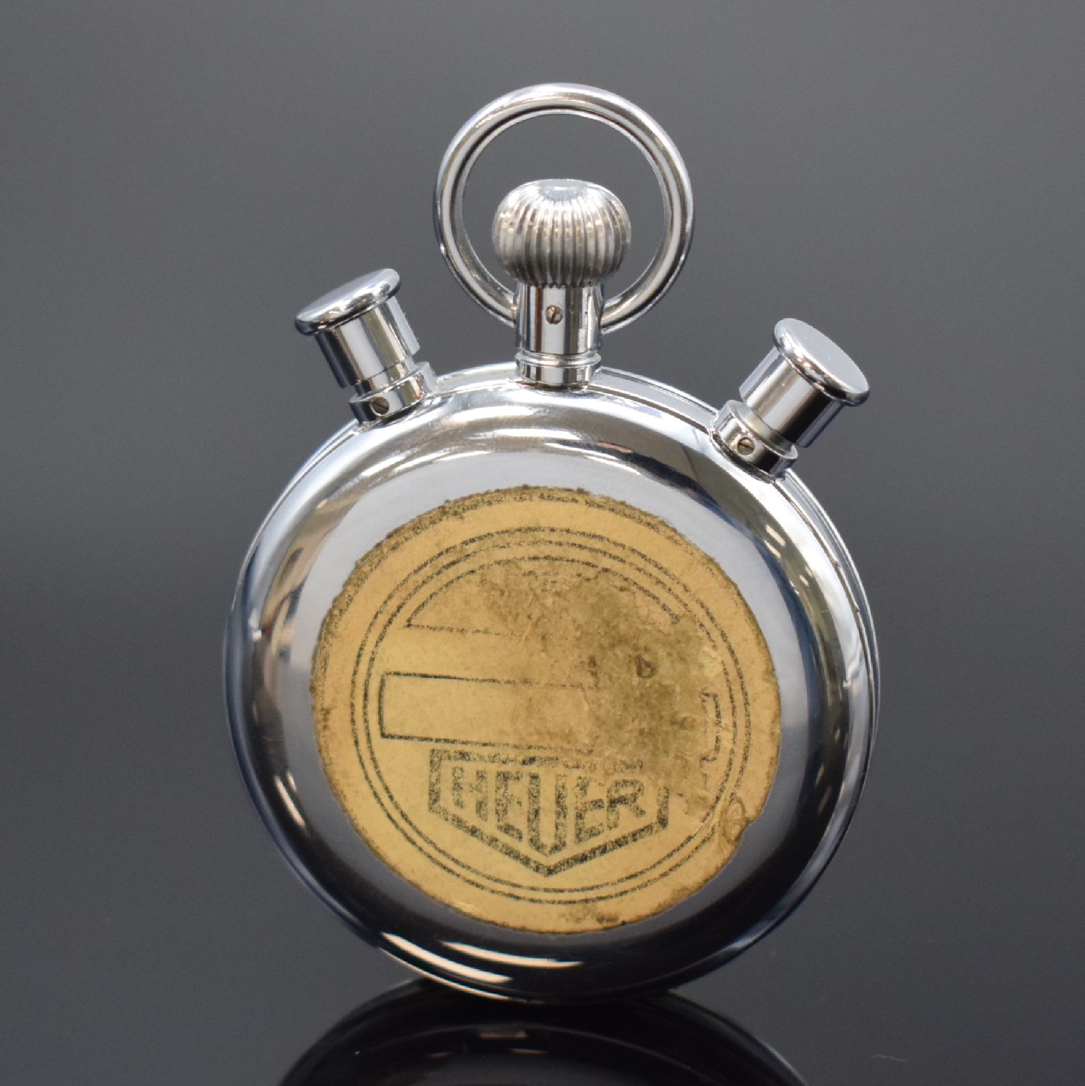 Detail a: HEUER Taschenuhr Schaltradchronograph mit Schleppzeigerfunktion Referenz 570, Schweiz um 1968, verchr. Metallgeh., emailfarb. Kontrastzifferblatt mit ...