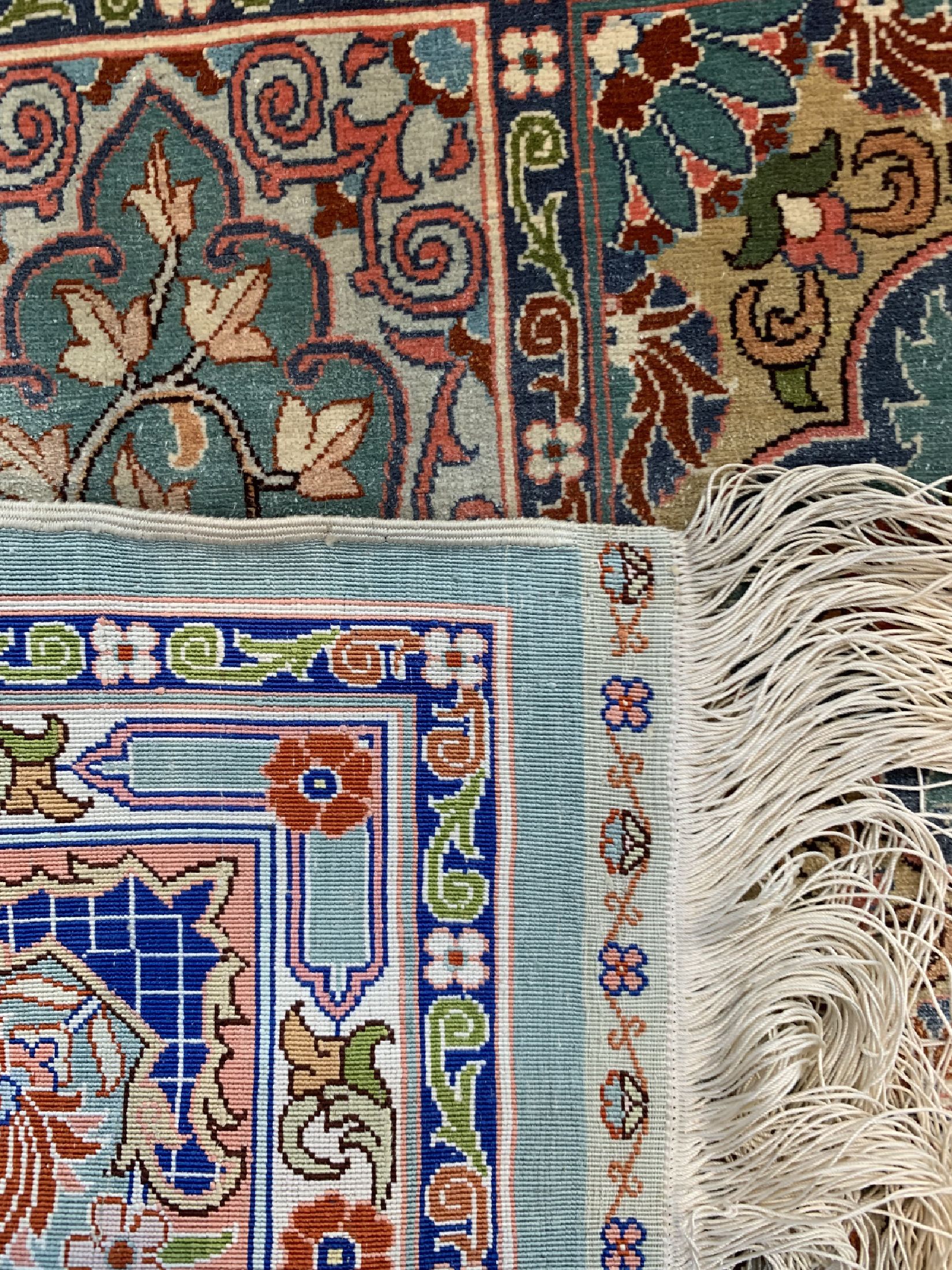 Detail f: Hereke Seide Sehr fein, signiert, Türkei, ca. 40 Jahre, reine Naturseide, ca. 125 x 80 cm, ca. 2,2 Mio. Kn/qm, EHZ: 1