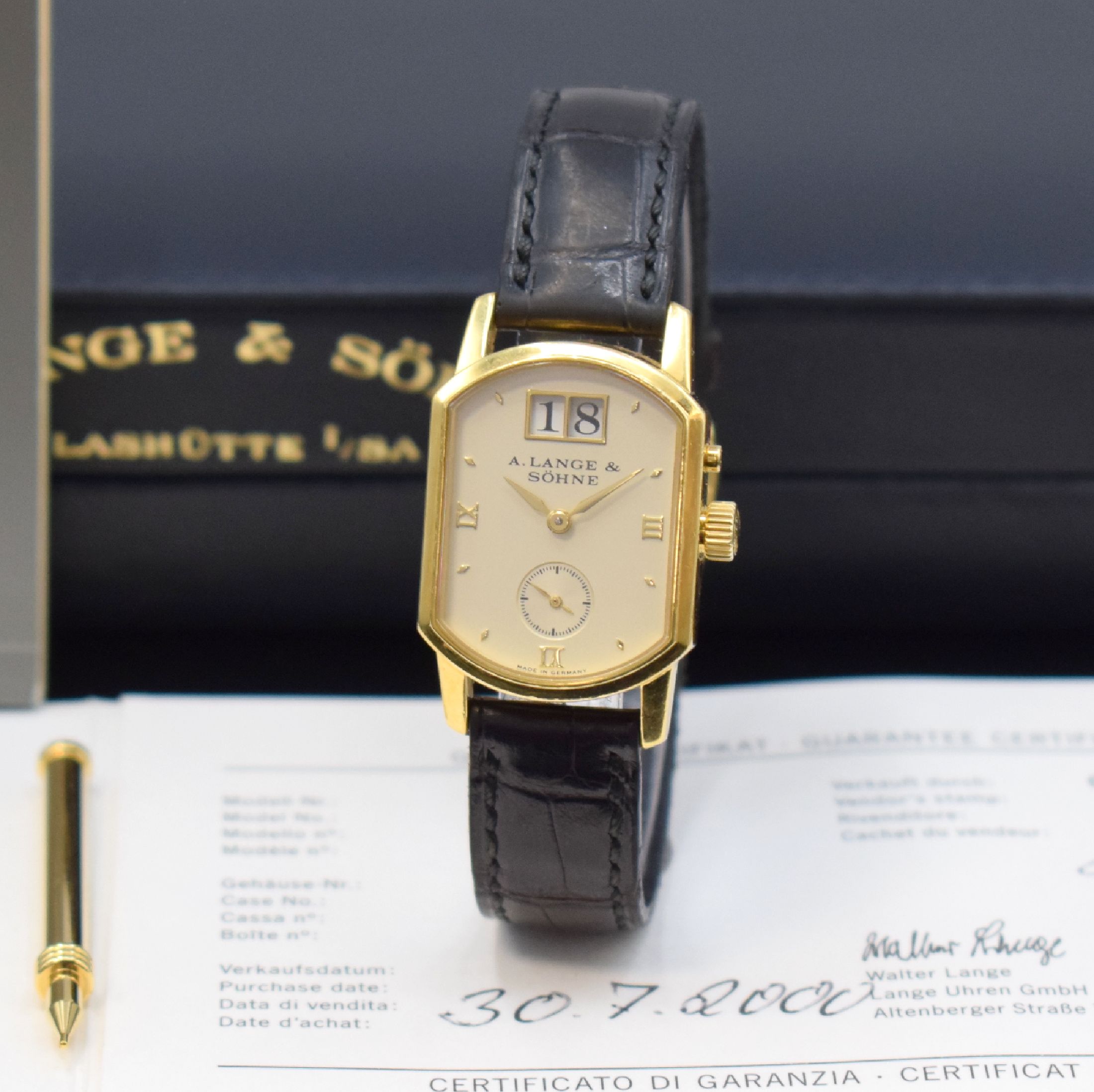 Detail a: A. LANGE & SÖHNE Arkade seltene Damenarmbanduhr in GG 750/000 Referenz 103.021, Handaufzug, beids. vergl. Geh., Boden 4-fach verschr., orig. ...