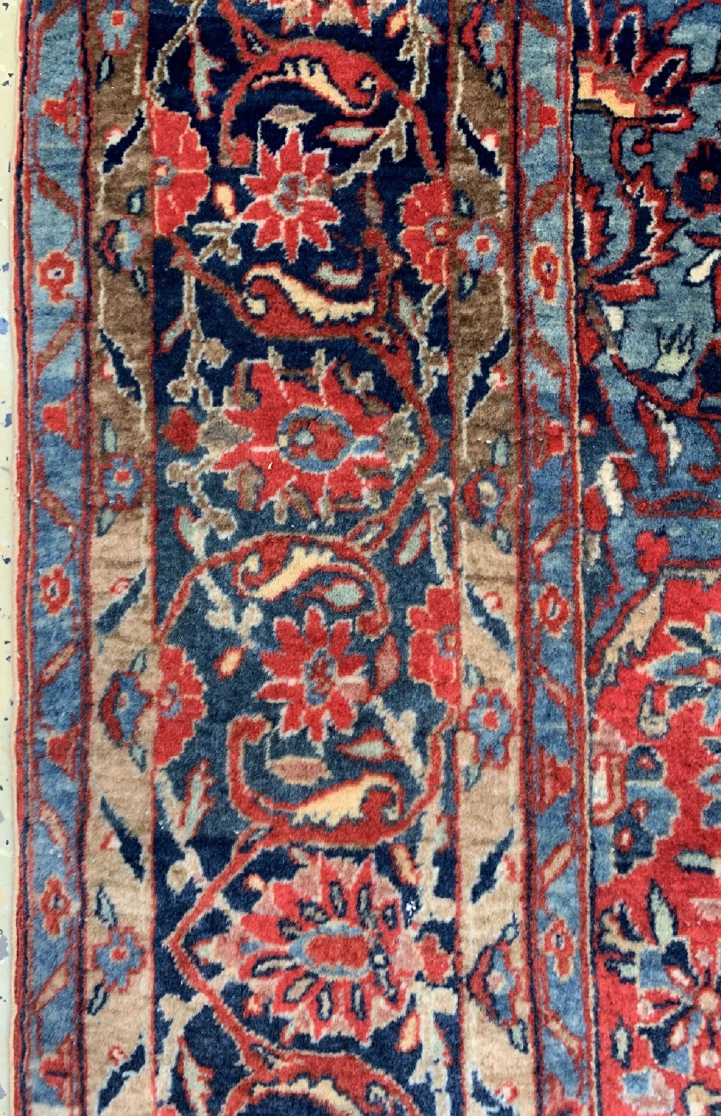 Detail e: Antiker Manchester Keschan, Persien, um 1900, Manchester Korkwolle, ca. 204 x 133 cm, EHZ: 1-2, eine Seite Fransen erneuert, restauriert.