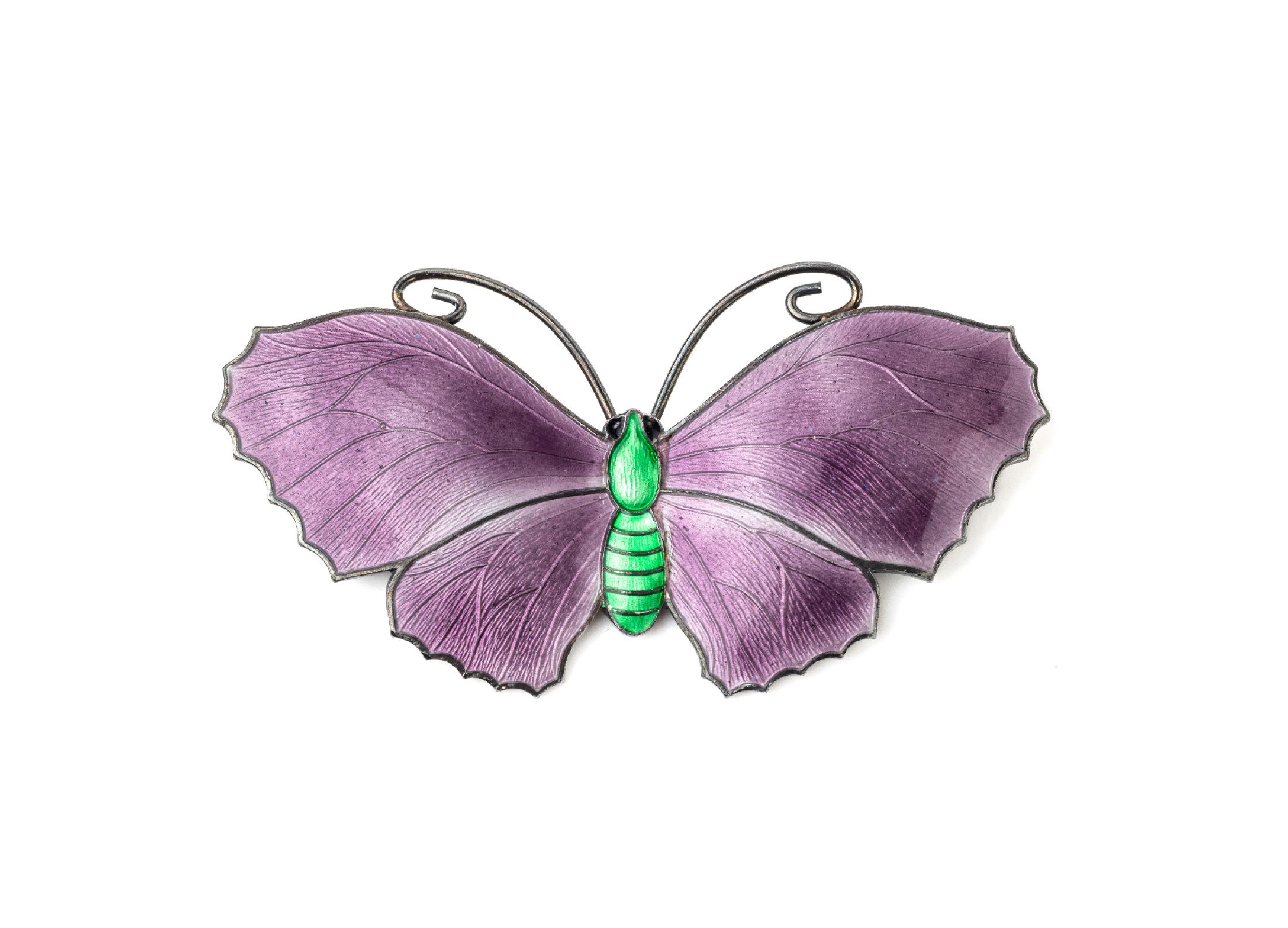 Brosche "Schmetterling", 925er Silber, Flügel und Korpus guillochiert, transluzides Email in Lila und Grün, ca. 6.7 x 3.5 cm